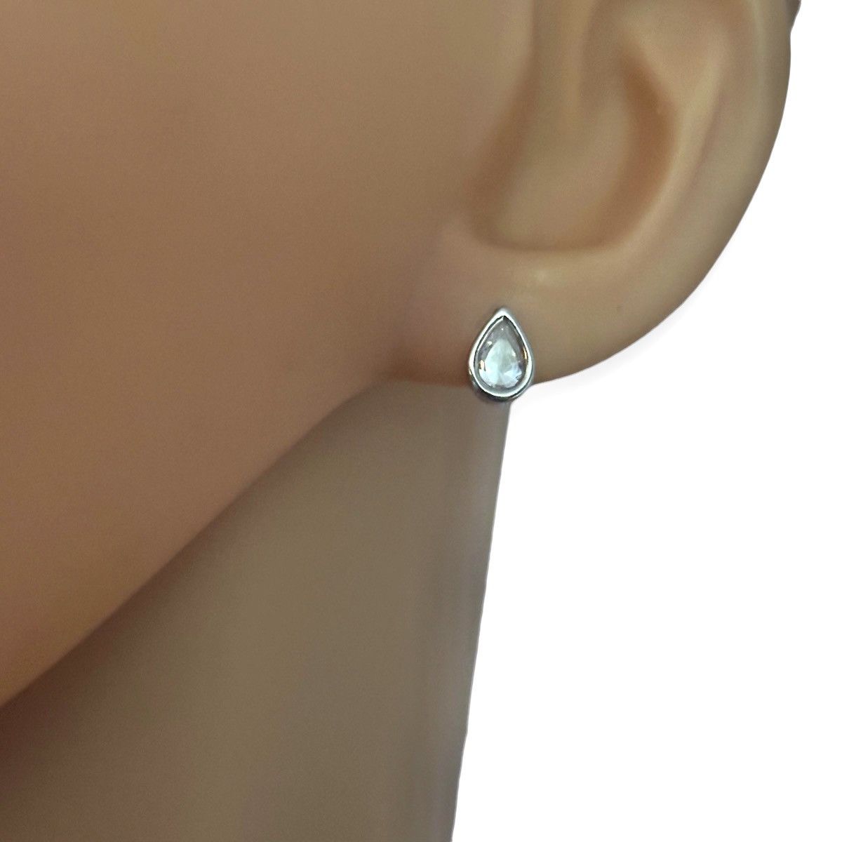 Other Cubic Zirconia teardrop stud earrings Size ONE SIZE - 5 Thumbnail