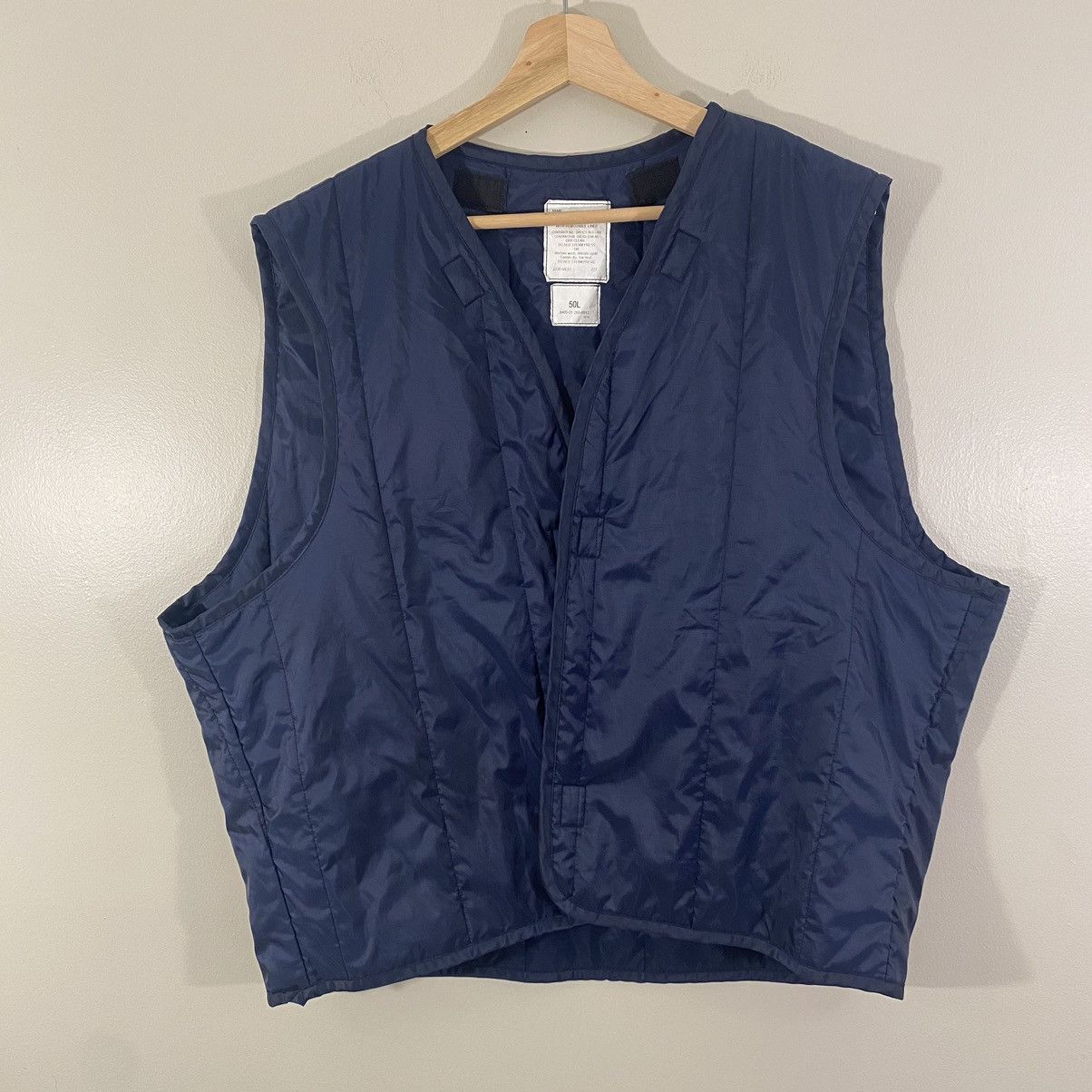 Vintage Vintage Military Liner Puffer Vest Lightweight Medium Size US M / EU 48-50 / 2 - 1 Thumbnail