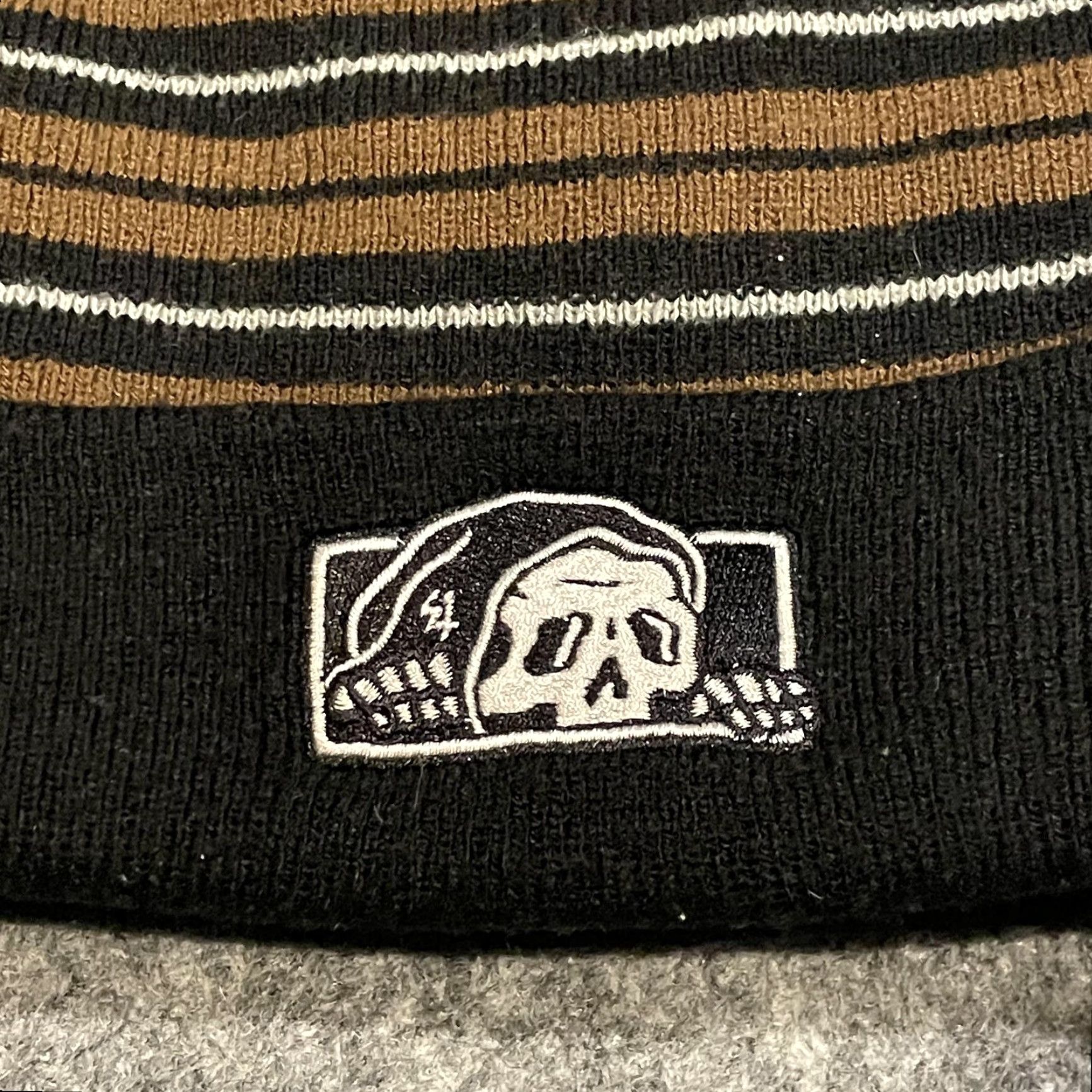 Vintage Lurking Class Beanie Mens One Size Brown Black Striped Skull Knit Cuff Hat Vintage No Size ONE SIZE - 4 Thumbnail