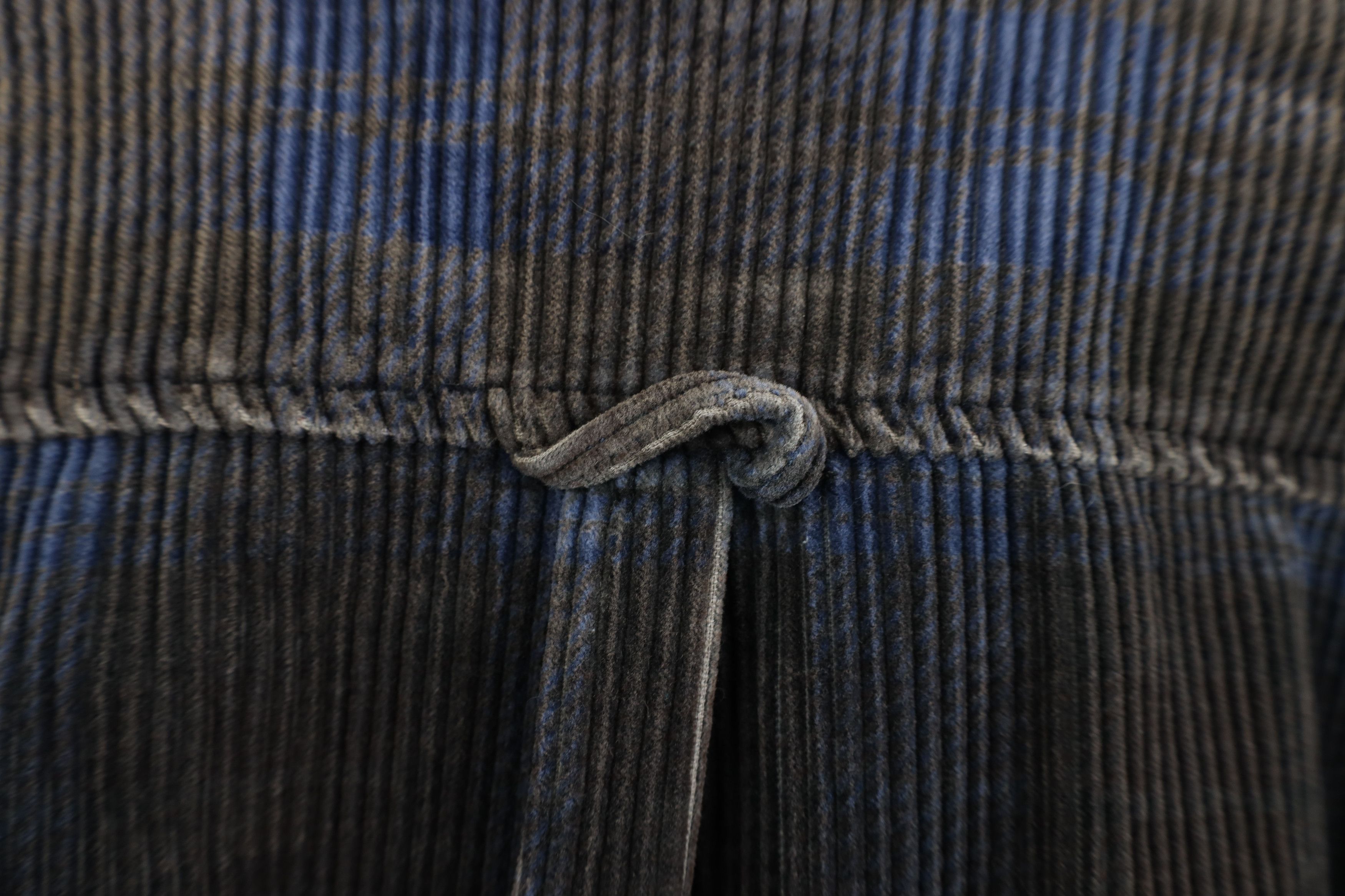 Vintage Vintage 90s Streetwear Heavy Corduroy Button Shirt Plaid Size US L / EU 52-54 / 3 - 12 Thumbnail