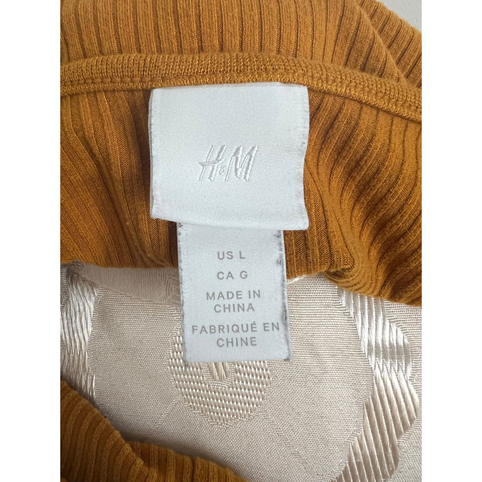 H&M H & M Junior's Ribbed Mustard Button Up Sweater Large Size L / US 10 / IT 46 - 6 Thumbnail
