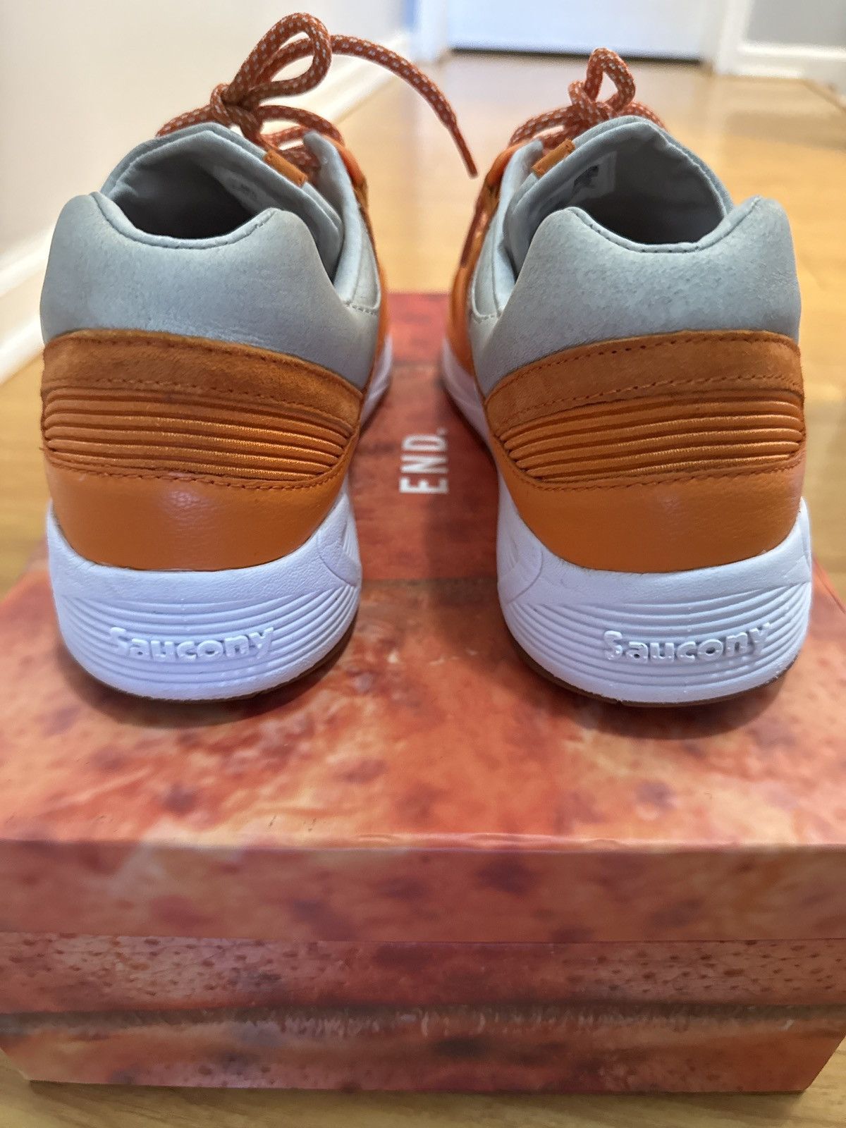 Saucony End. x Saucony Grid 8500 ‘Lobster’ Size US 9.5 / EU 42-43 - 4 Thumbnail