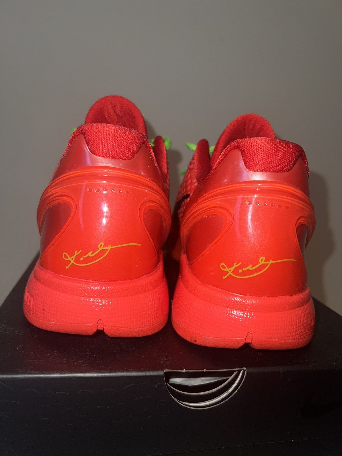 Nike Nike Kobe 6 Protro “Reverse Grinch” Size US 9 / EU 42 - 4 Thumbnail