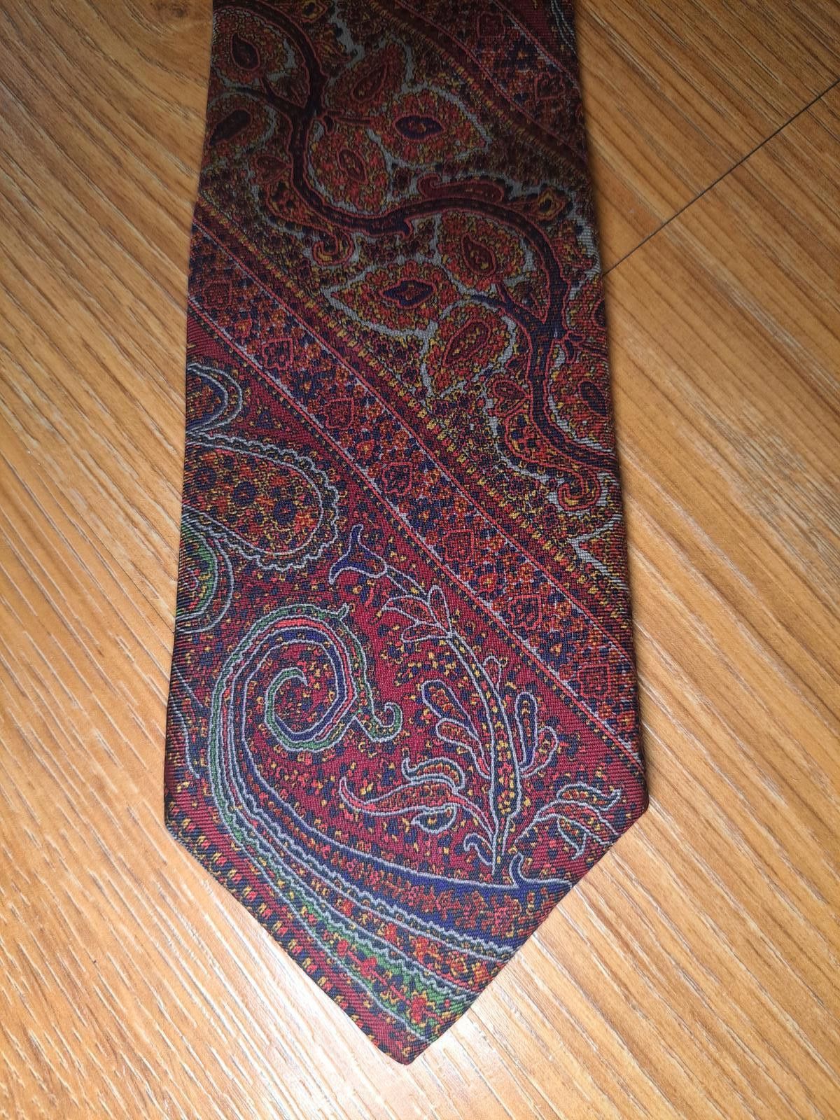 Other VINTAGE Liberty of London Silk Tie Red Floral Paisley Size ONE SIZE - 1 Thumbnail