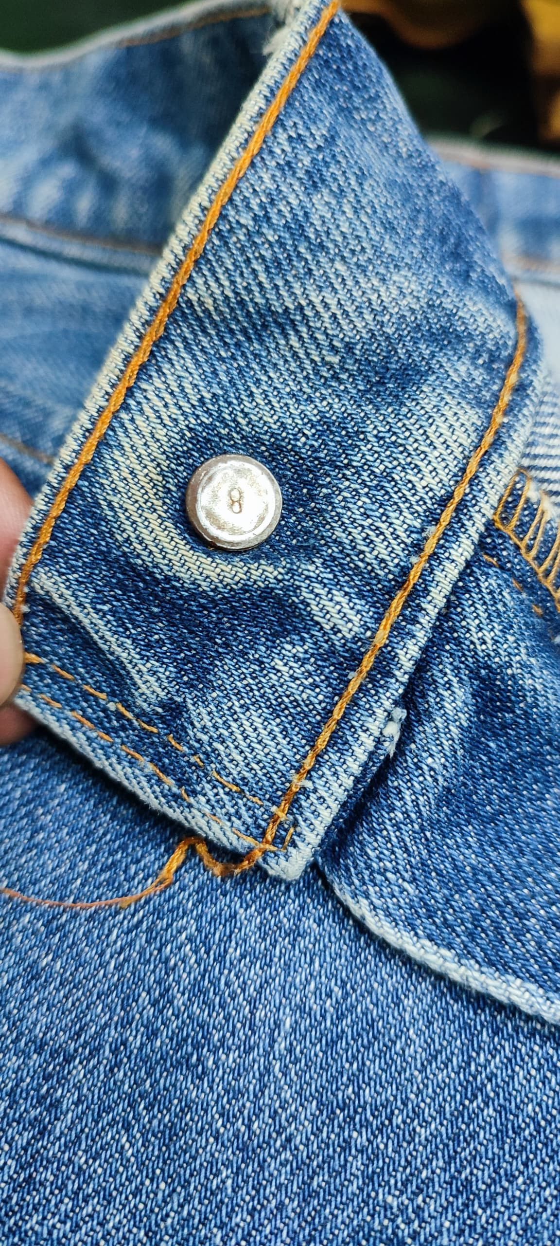 Levi's Vintage Clothing DISTRESSED LEVIS 517 BOOTCUT NO'8 Size US 31 - 9 Thumbnail