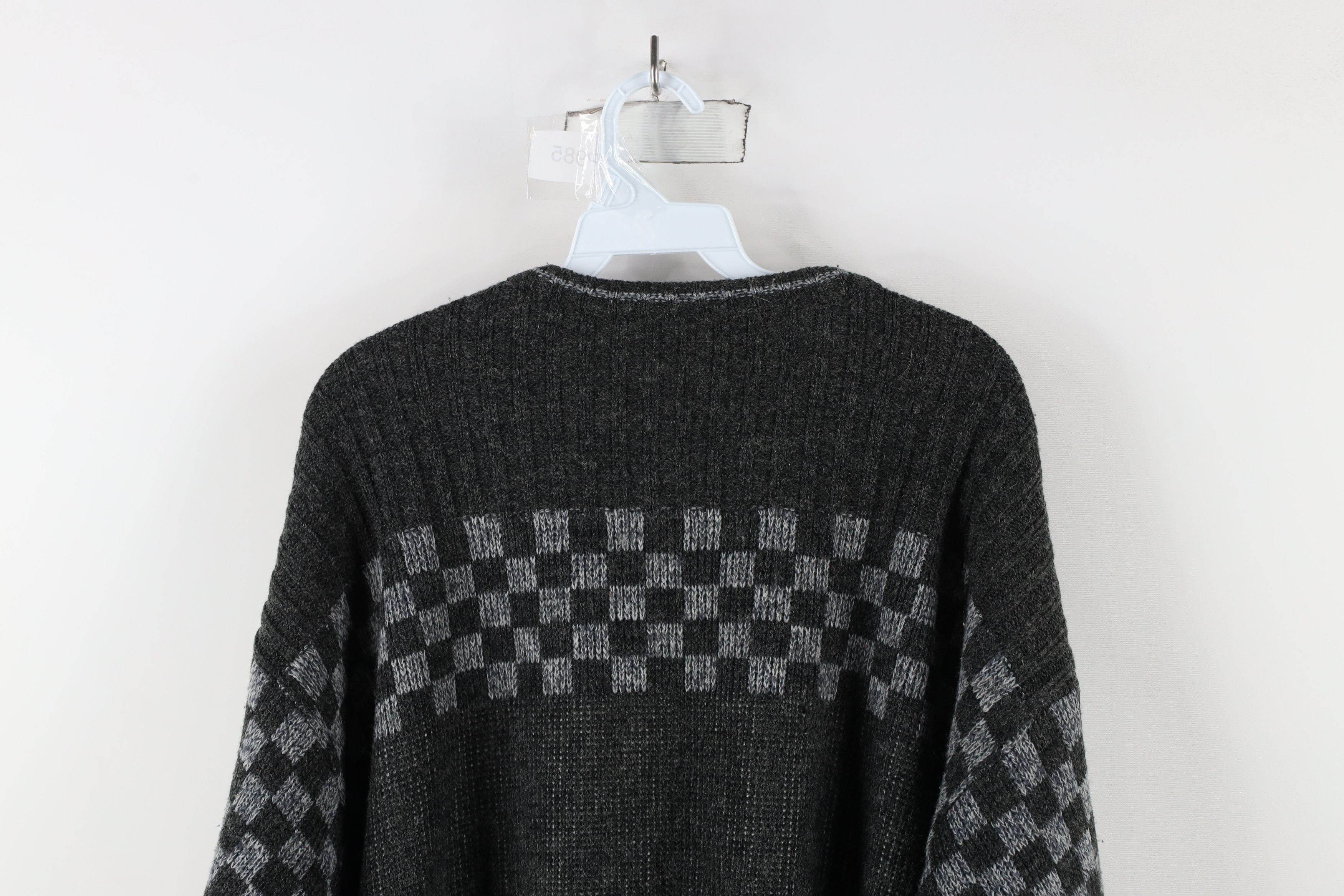 Vintage Vintage 90s Coogi Style Bassmaster Geometric Dad Sweater Size US XXL / EU 58 / 5 - 11 Thumbnail