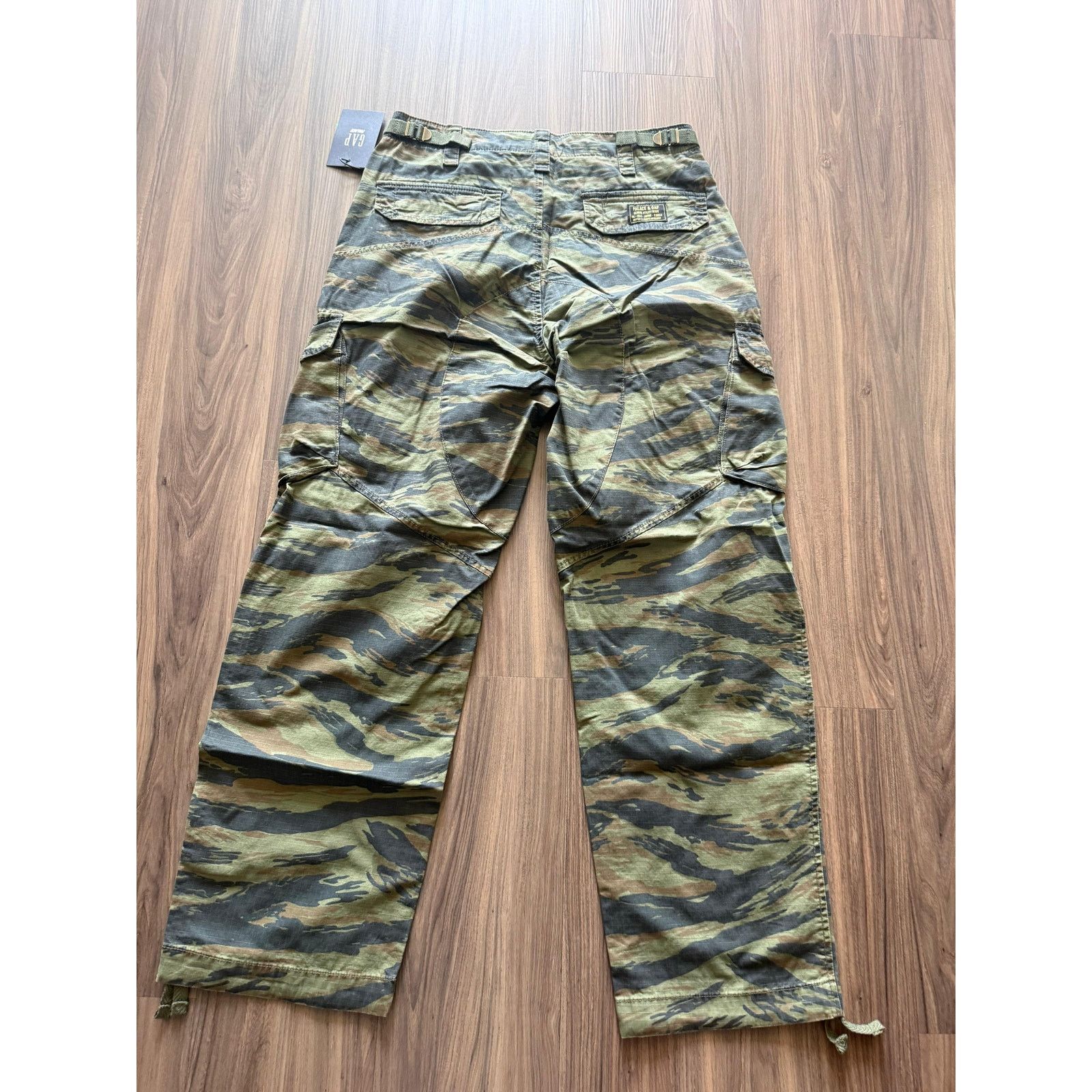 Gap Palace x Gap Cargo Pants Camo Tiger NWT Size US 30 / EU 46 - 2 Thumbnail