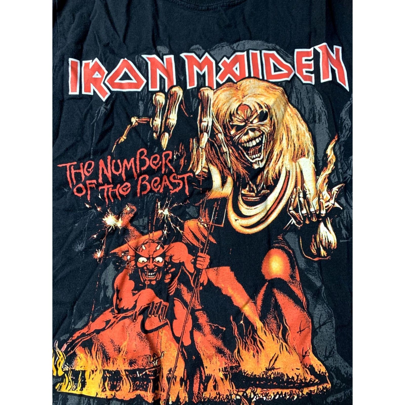 Gildan IRON MAIDEN The Number of the Beast Shirt Mens M Black Gildan Original 2000s Heavy Metal Print Tee Simple Logo Size US M / EU 48-50 / 2 - 3 Thumbnail