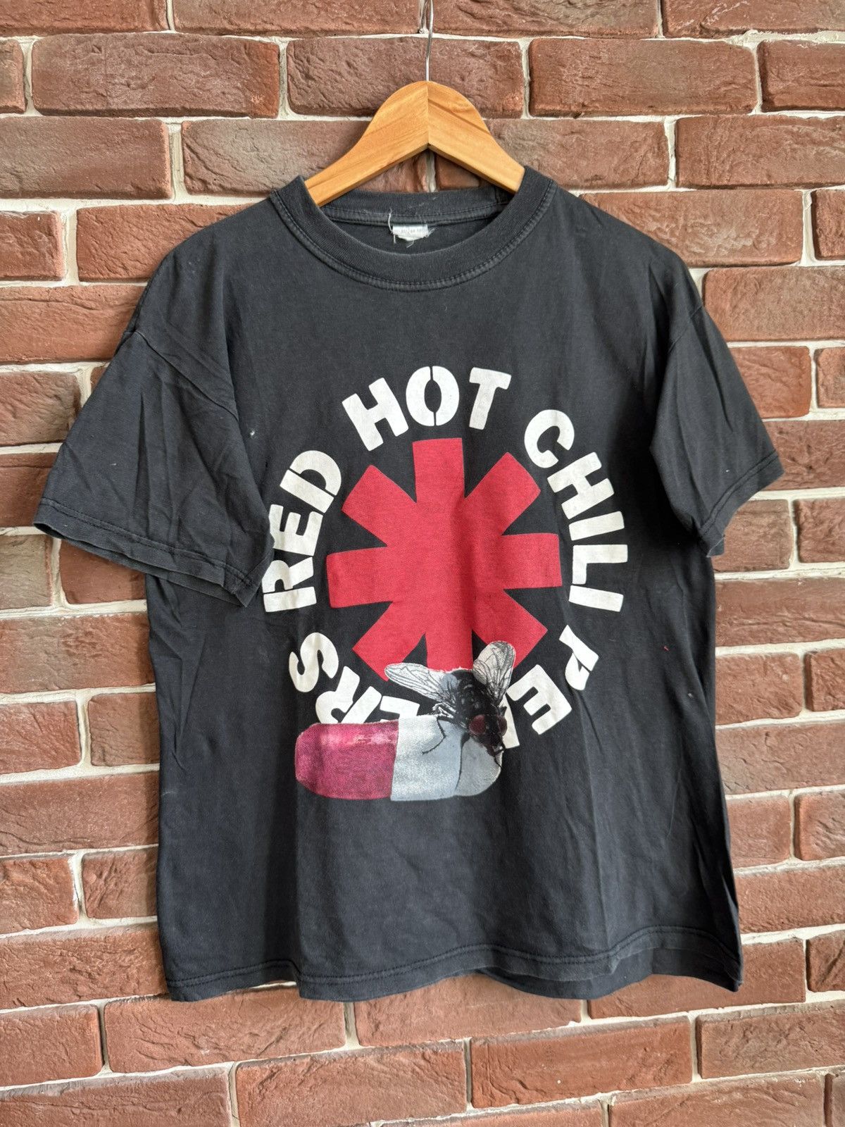 Band Tees 00s Red Hot Chilli Peppers I’m with you M Rock Band Tour Tee Size US M / EU 48-50 / 2 - 3 Thumbnail