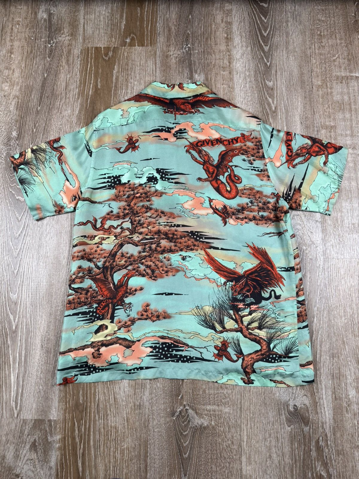 Givenchy Givenchy Japanese Print Silk Shirt Size US M / EU 48-50 / 2 - 2 Thumbnail