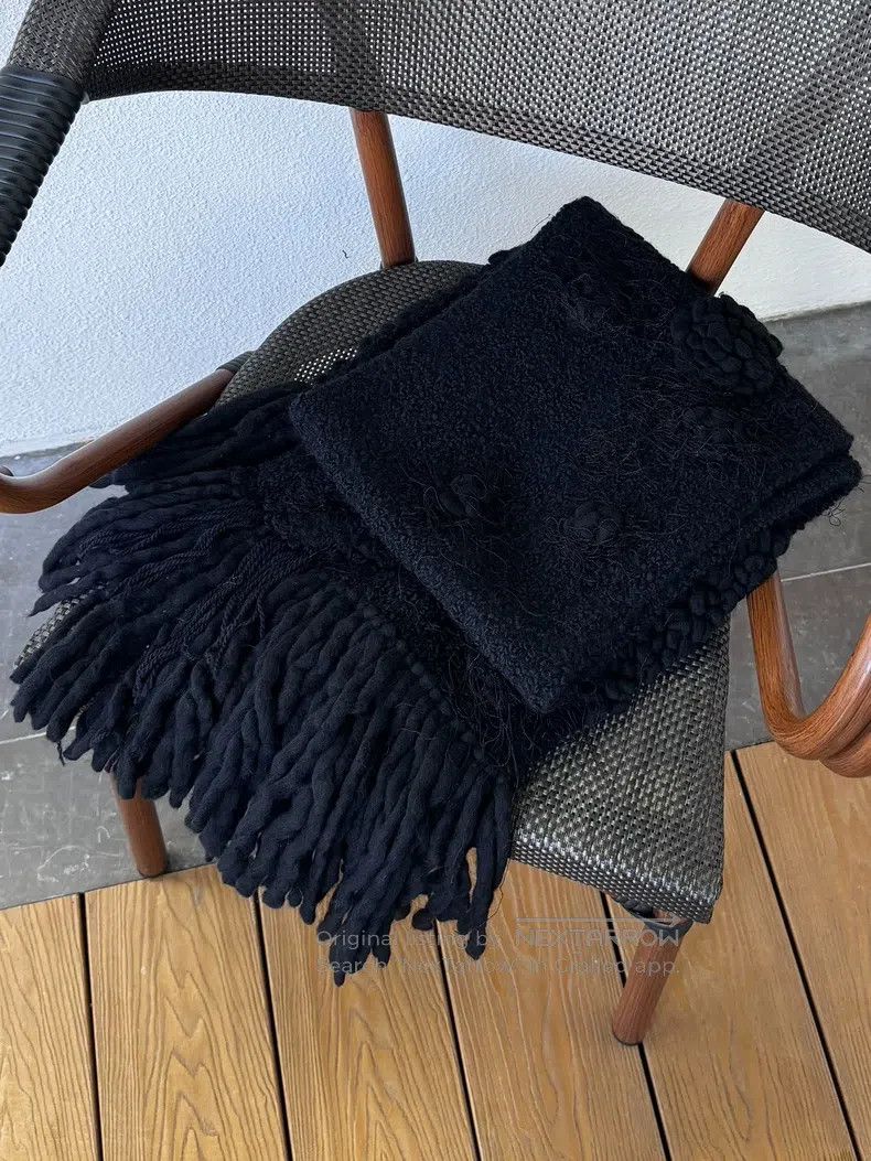 Dries Van Noten Dries Van Noten Floral Knitted Texture Scarf Size ONE SIZE - 3 Thumbnail