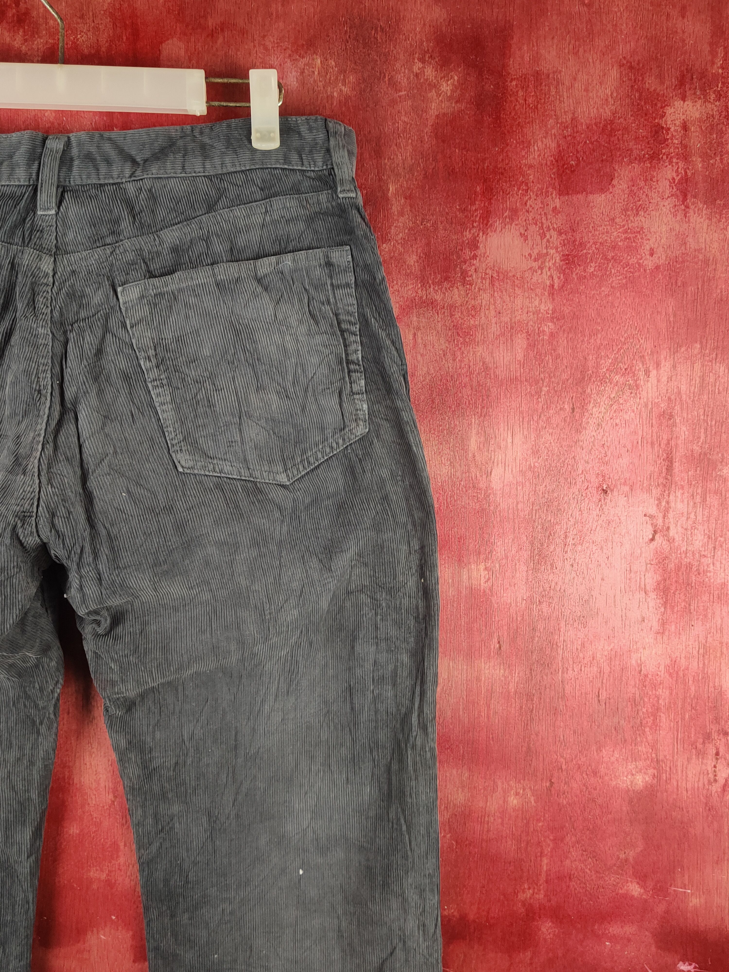 Japanese Brand Uniqlo Dark Gray Corduroy Pants #S2337 Size US 33 - 10 Thumbnail