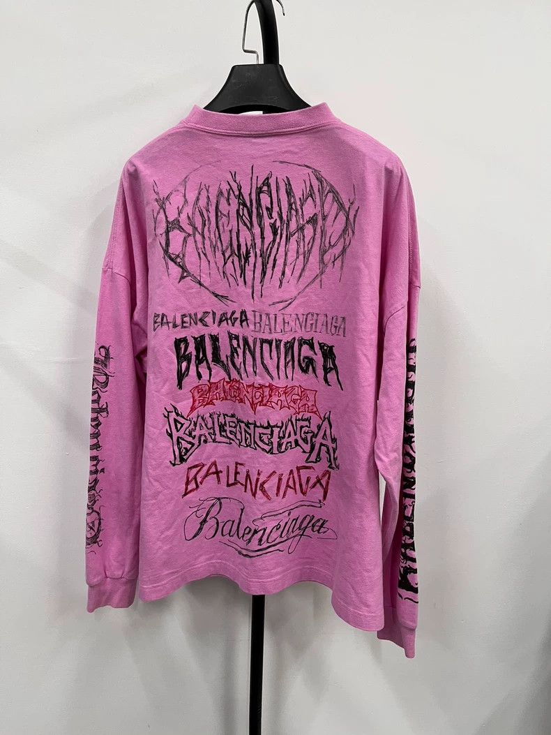 Balenciaga Balenciaga SS24 X New Year Dragon Monogrammed Crew Neck Pul Size US S / EU 44-46 / 1 - 2 Thumbnail
