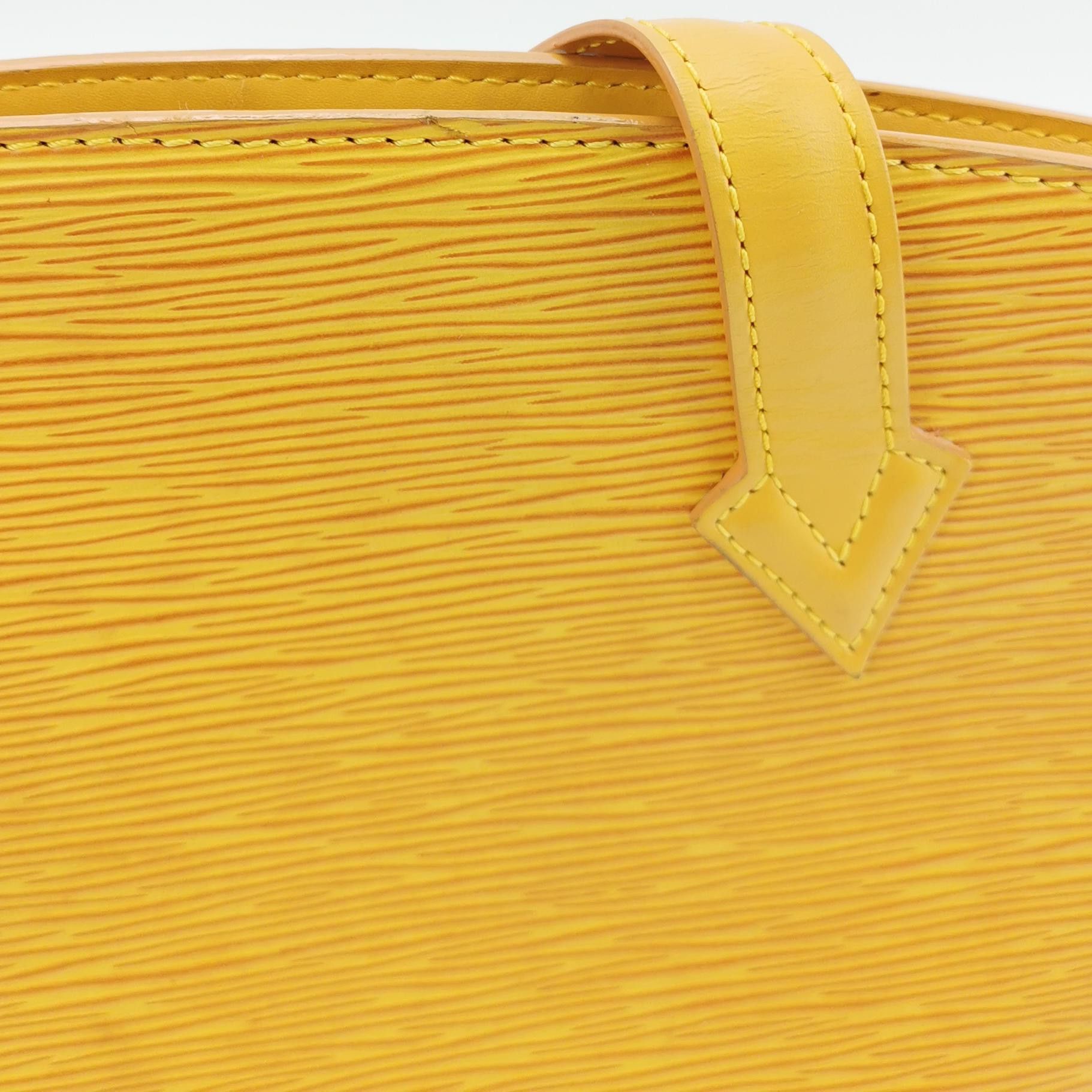 Louis Vuitton Louis Vuitton (LV) Saint Jacques leather solid color water Size ONE SIZE - 4 Thumbnail
