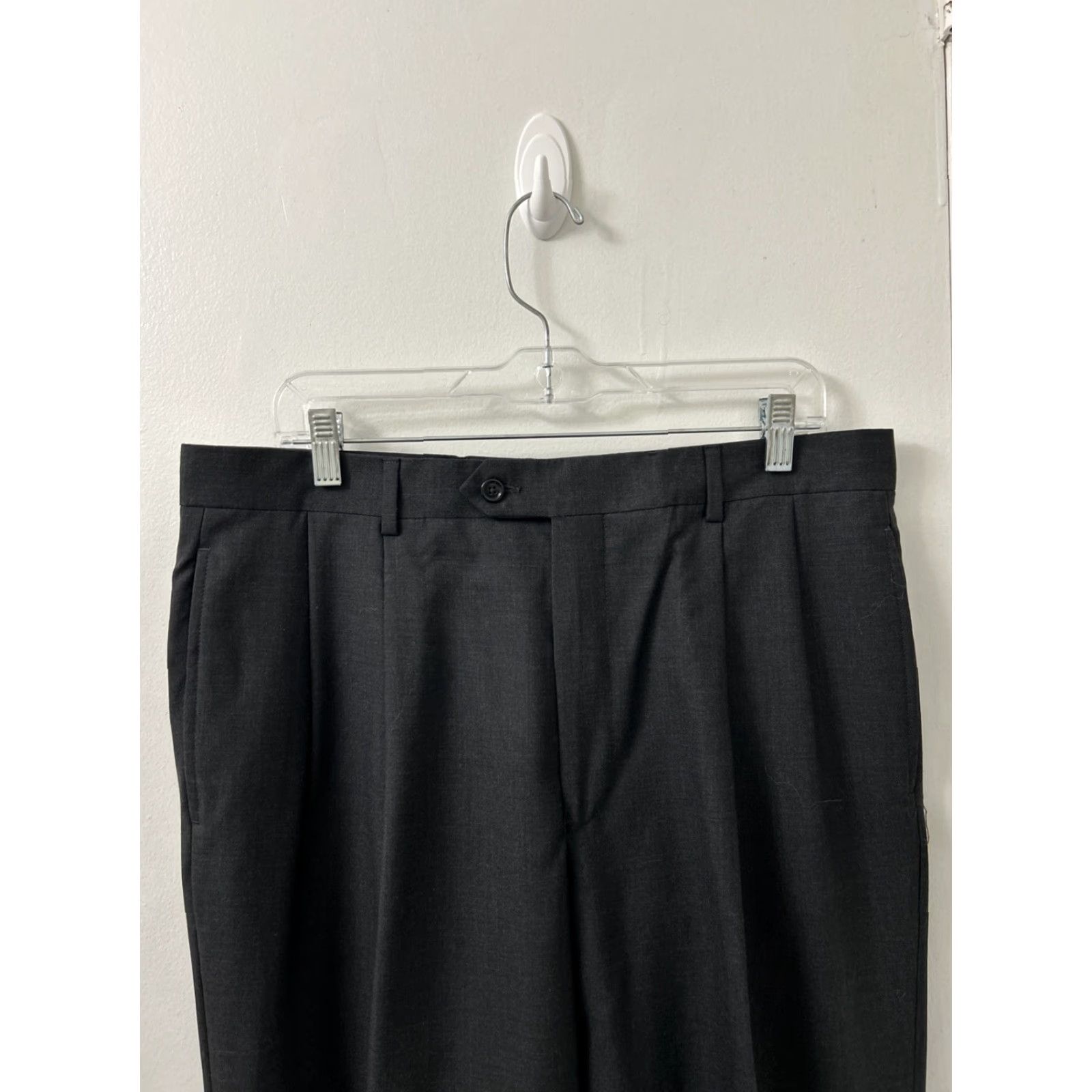 Jos. A. Bank VINTAGE? No. Jos A Bank Pants 35x37 Dark Gray Windsor 100% Wool Pleated YKK NWT 55 Msrp Size US 35 - 2 Thumbnail