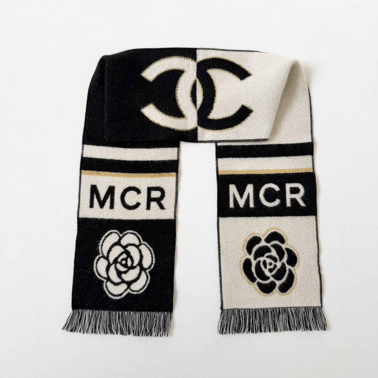 Chanel ‘2024 Manchester Show’ Football Scarf Size ONE SIZE - 1 Thumbnail