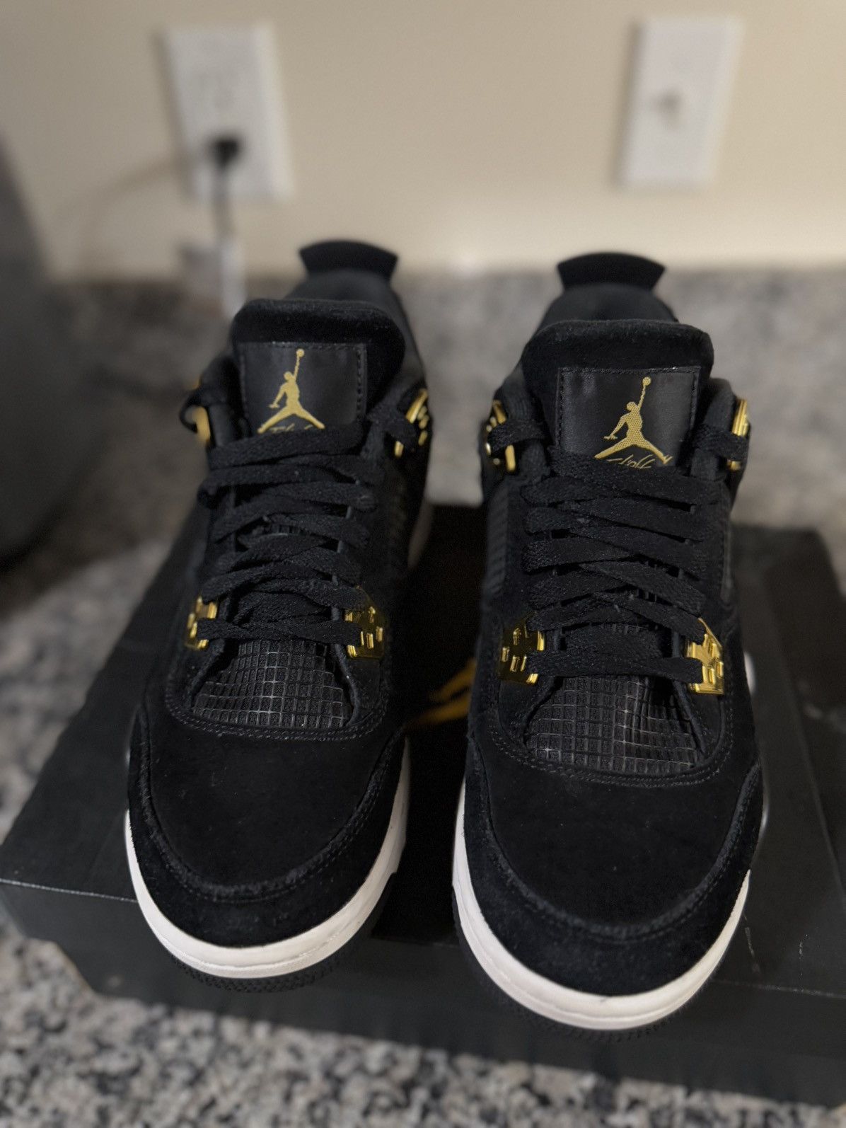 Jordan Brand × Nike Air Jordan 4 Royalty 408452-032 Size 6.5Y/8W 2016 Size US 6.5 / EU 39-40 - 7 Thumbnail