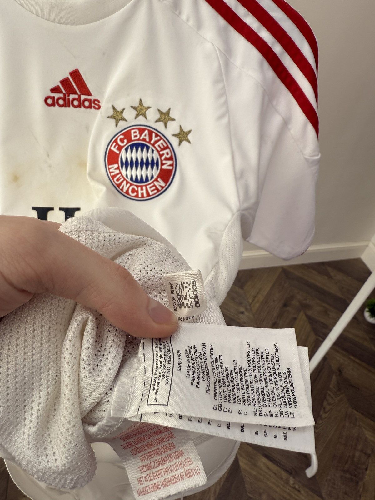 Adidas Vintage BAYERN MUNICH 2008 2009 FOOTBALL KIDS JERSEY ADIDAS Size US S / EU 44-46 / 1 - 18 Thumbnail