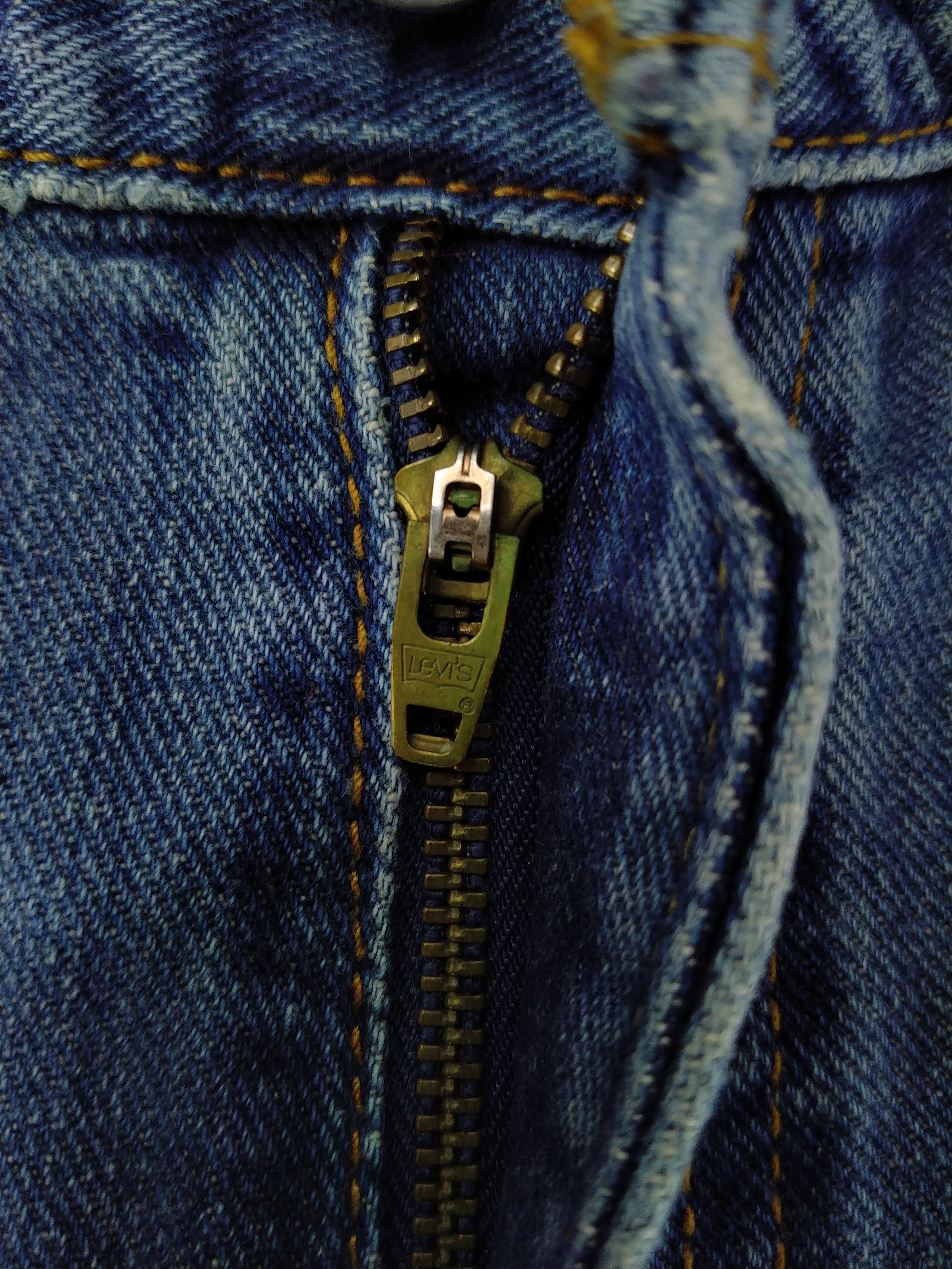 Levi's Vintage Levi's 505 Regular Fit Denim 33 x 34 -JN066 Size US 33 - 7 Thumbnail