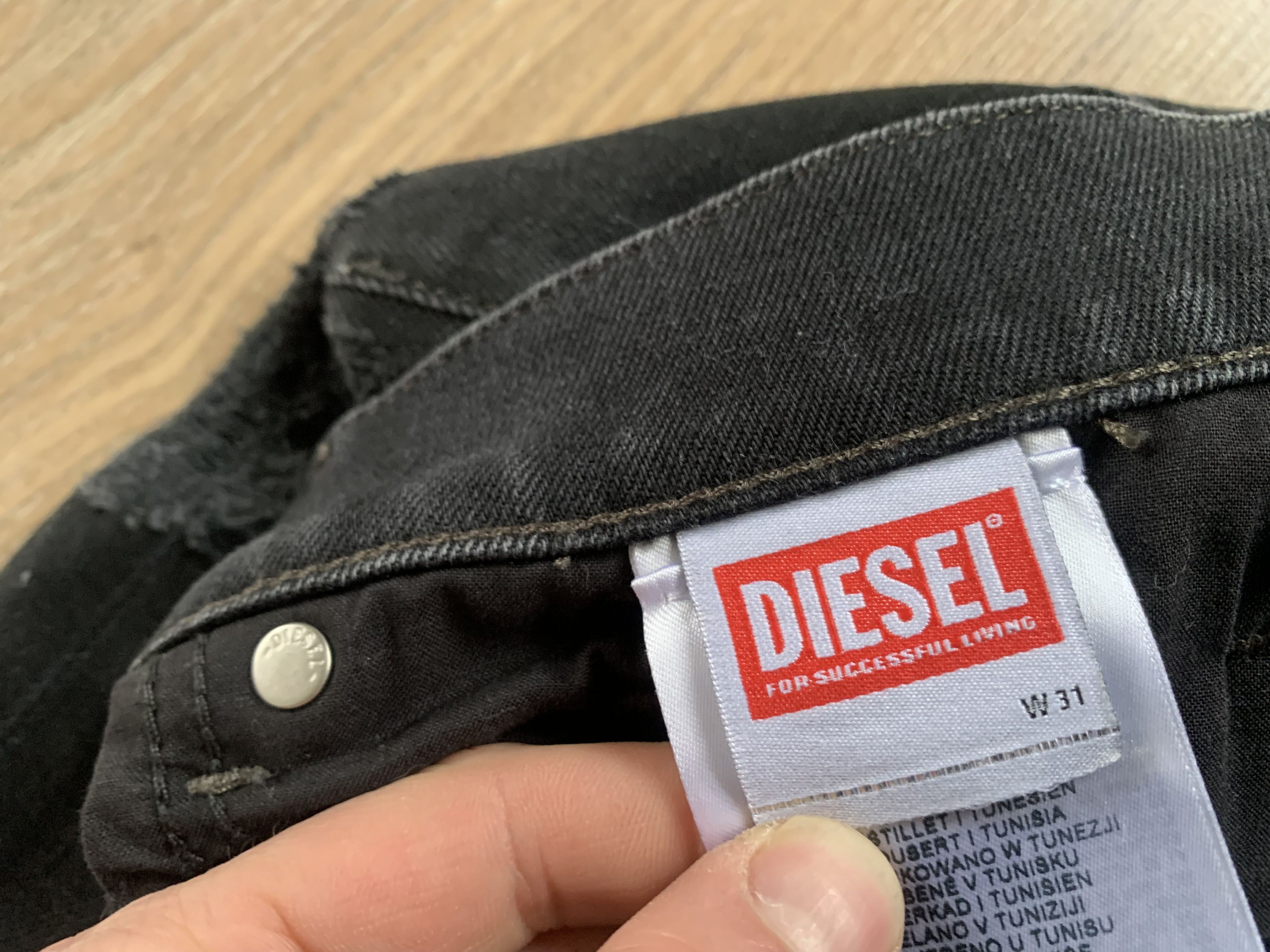Diesel Diesel D-Strukt Distressed Black Jeans Size US 31 - 8 Thumbnail