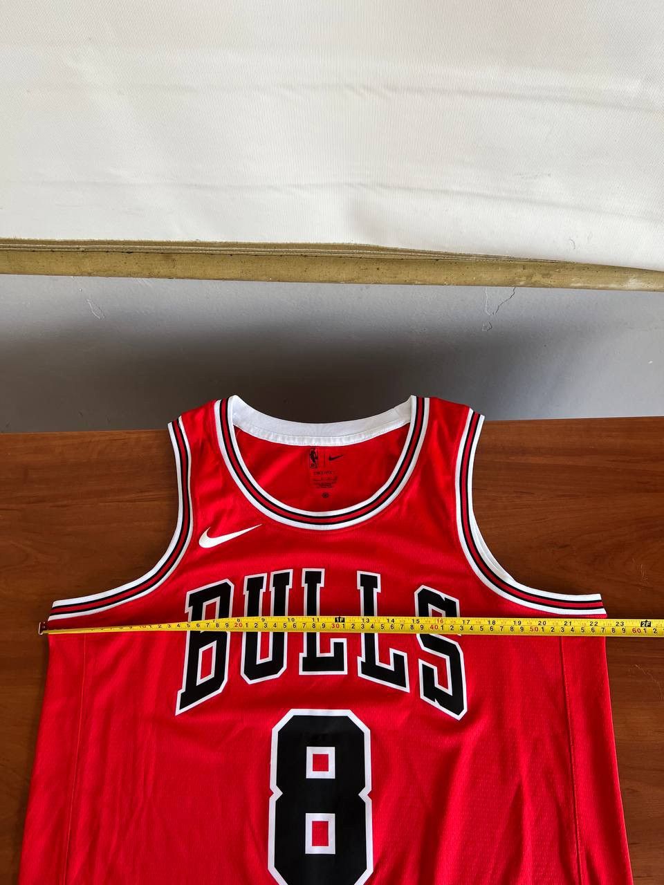 NBA 2022/23 NBA CHICAGO BULLS #8 LAVINE BASKETBALL JERSEY SZ 52 Size US L / EU 52-54 / 3 - 14 Thumbnail