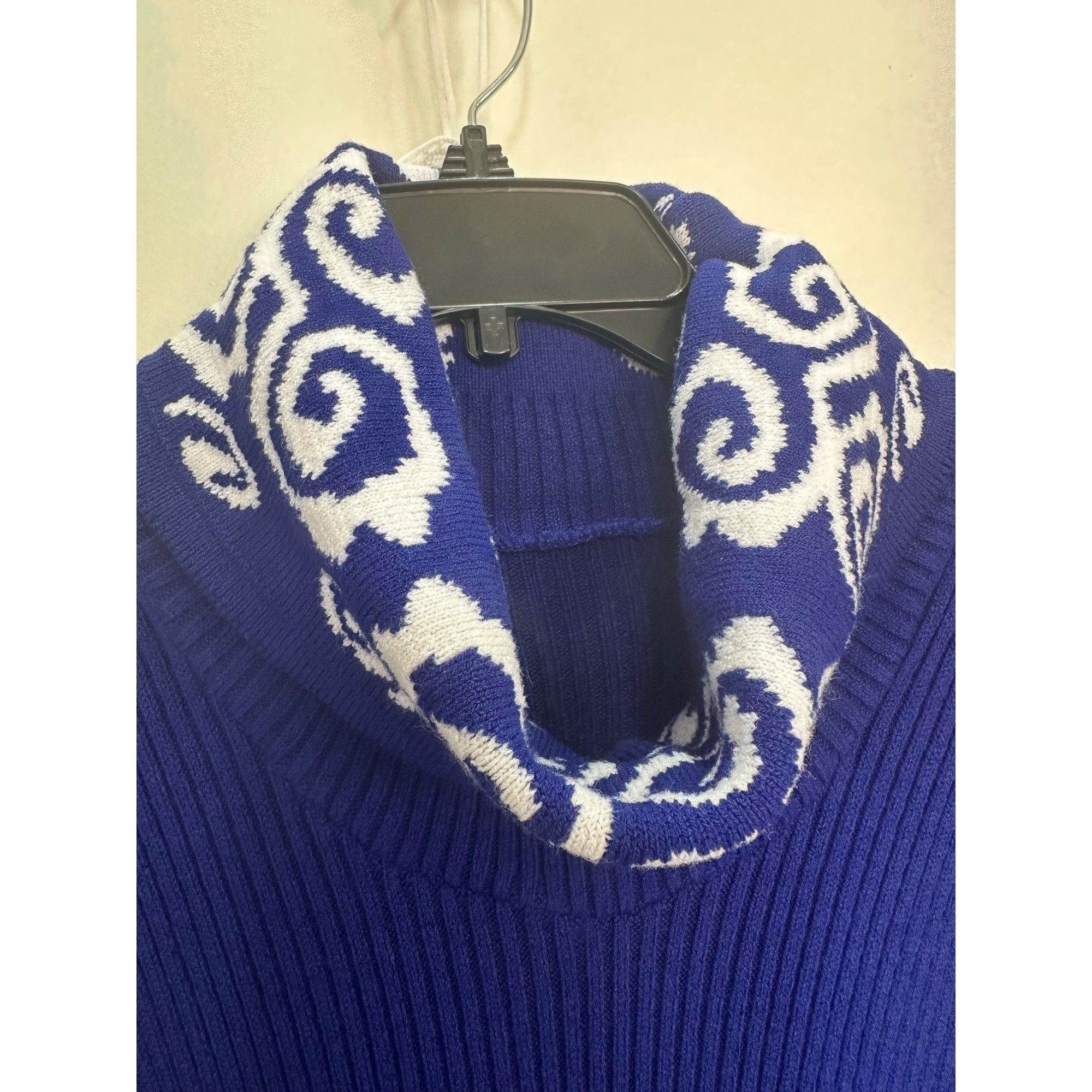 Other Size S Women's Long Sleeve Waffle Knit crochet A Line floral Size S / US 4 / IT 40 - 9 Thumbnail