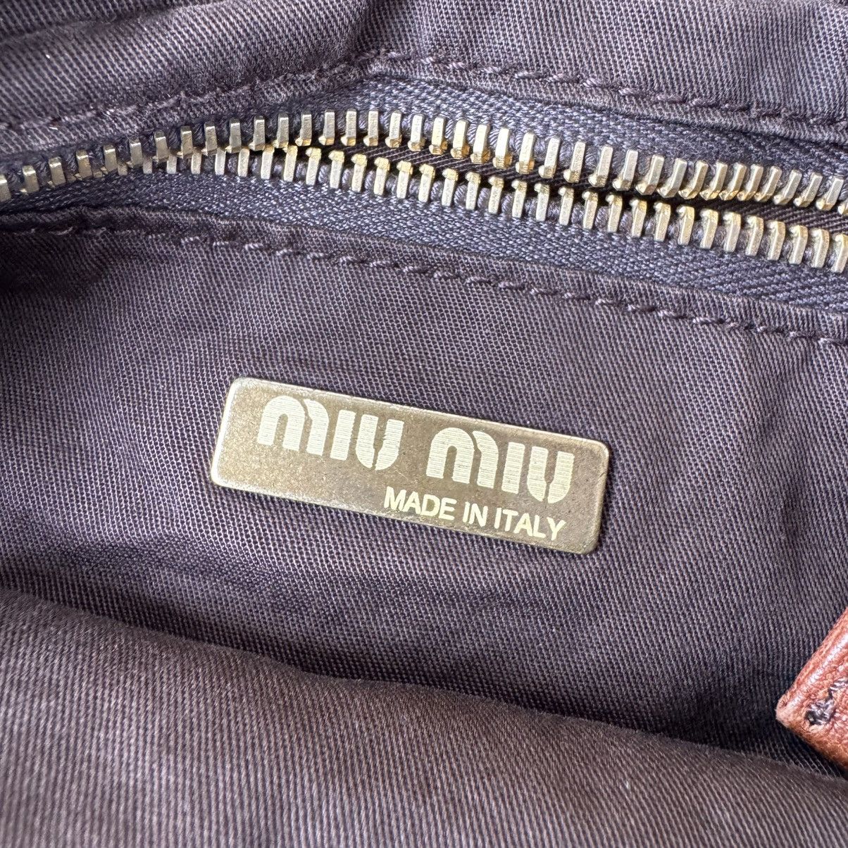 Miu Miu Miu Miu Distressed Leather Messenger/ Crossbody Shoulder Bag Size ONE SIZE - 3 Thumbnail