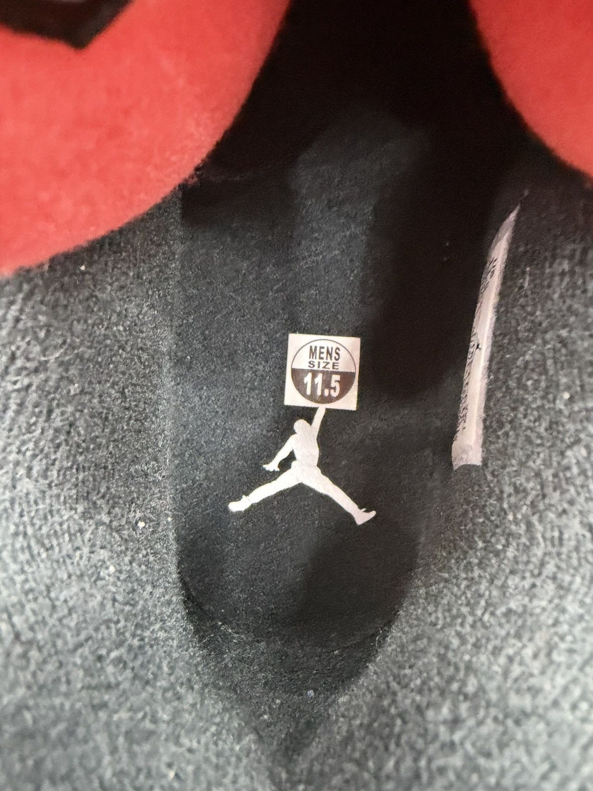 Jordan Brand Size 11.5 - Jordan 4 Retro Red Thunder Size US 11.5 / EU 44-45 - 11 Thumbnail