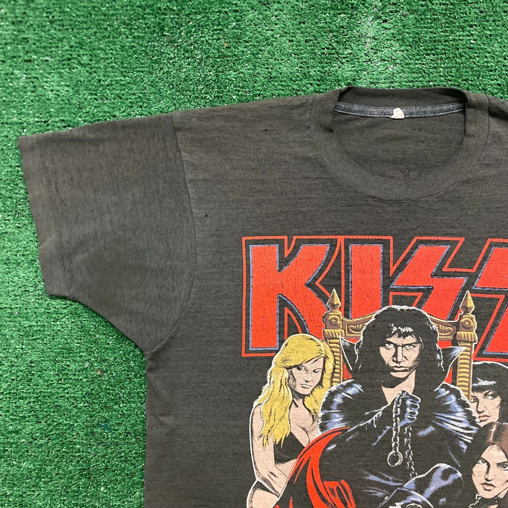 Band Tees Vintage 80s KISS Gene Simmons Dirty Job Metal Band T-Shirt Size US M / EU 48-50 / 2 - 2 Thumbnail