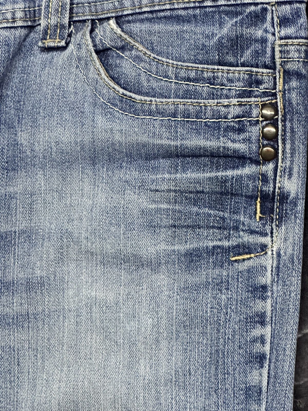 Other Vintage Distressed Limbo Denim Straight Leg Light BlueWash Size US 34 / EU 50 - 6 Thumbnail