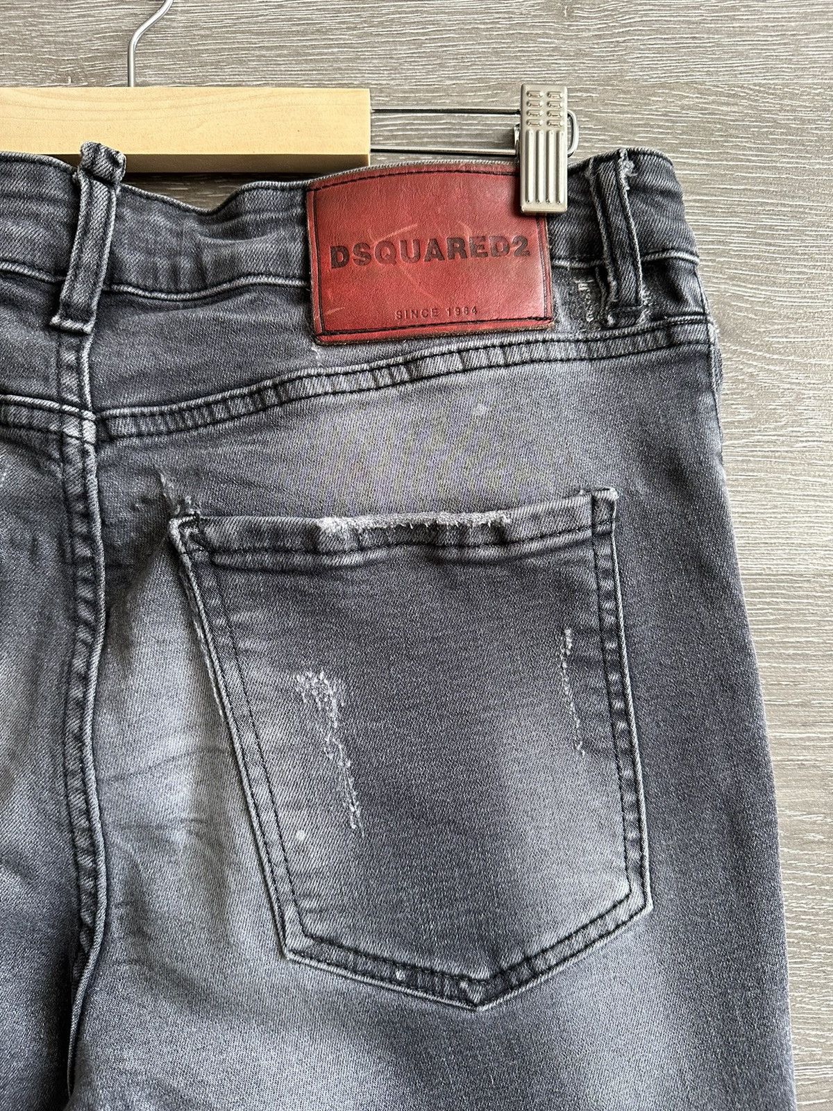 Dsquared2 DSQUARED2 Grey Distressed Denim Pants Men’s size 54 Size US 32 / EU 48 - 9 Thumbnail
