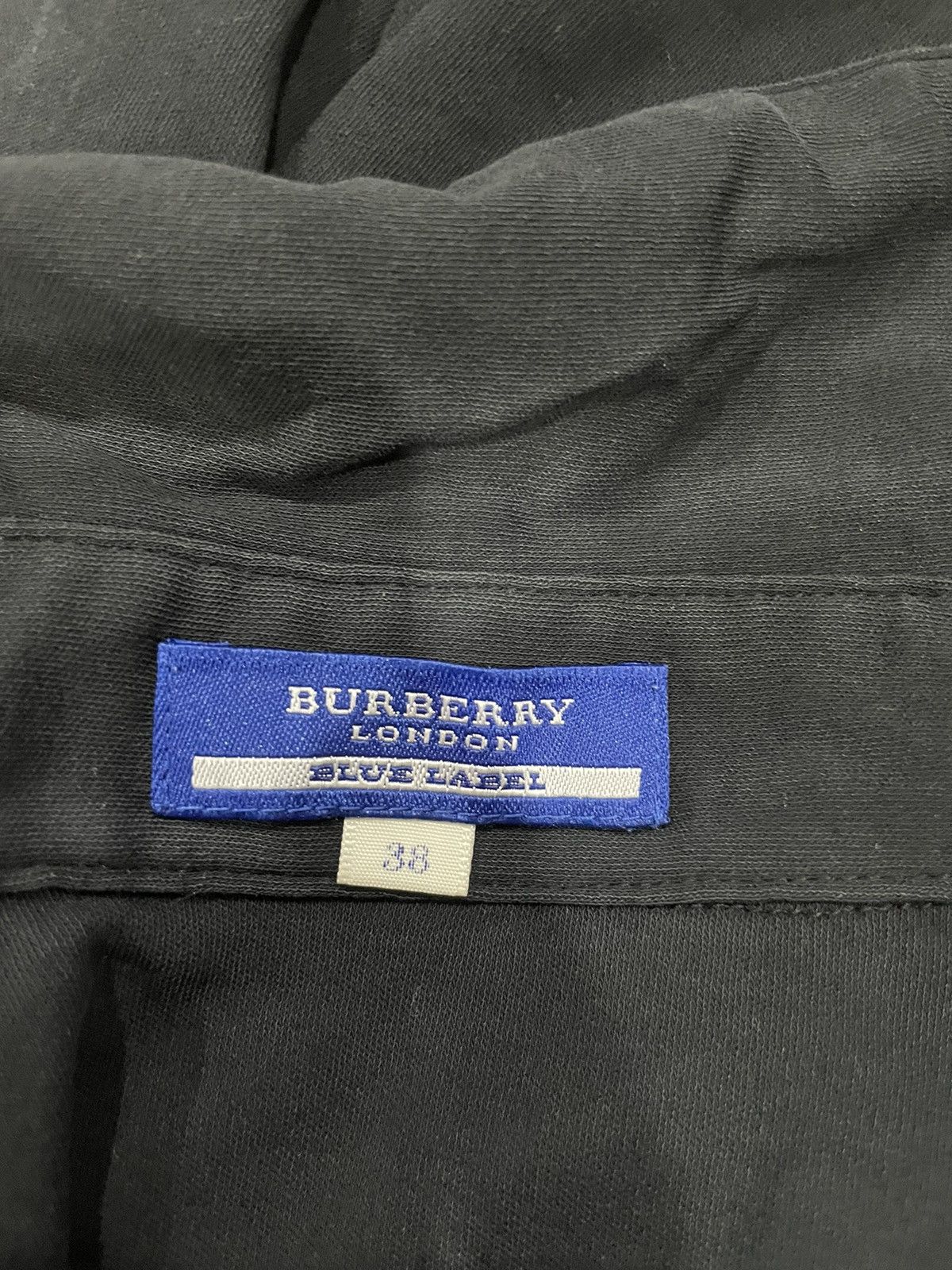 Burberry Burberry Blue Label Nonsleeves Blouse Size XS / US 0-2 / IT 36-38 - 3 Thumbnail