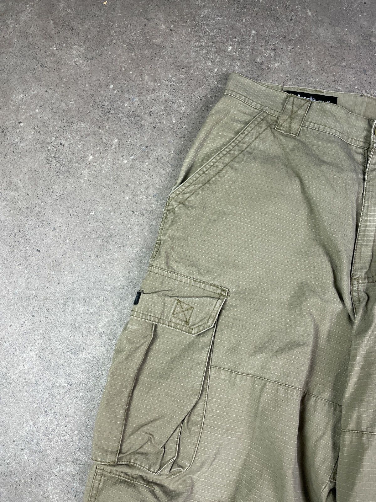 Pelle Pelle × Vintage Vintage Y2K pelle pelle hip hop baggy cargo pants Size US 32 / EU 48 - 5 Thumbnail