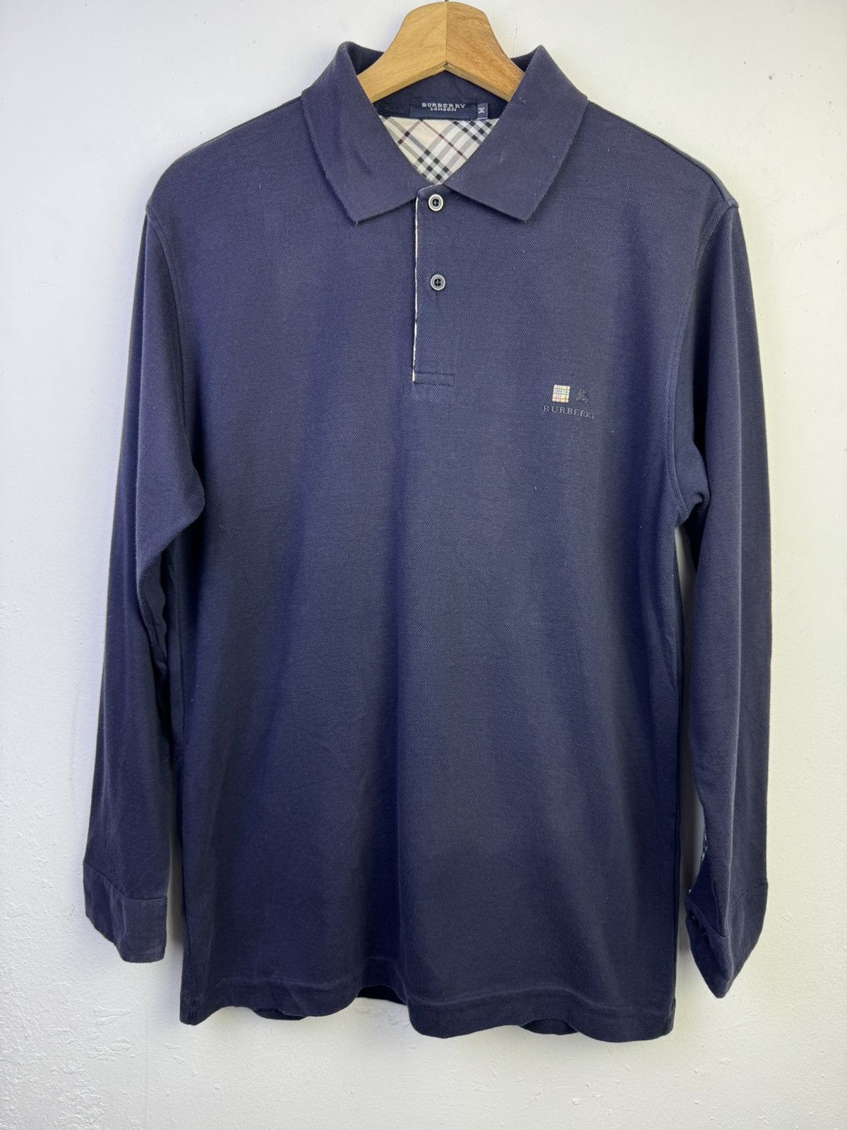 Burberry Burberry long-sleeve with a check-patterned embroidered logo Size US M / EU 48-50 / 2 - 1 Thumbnail