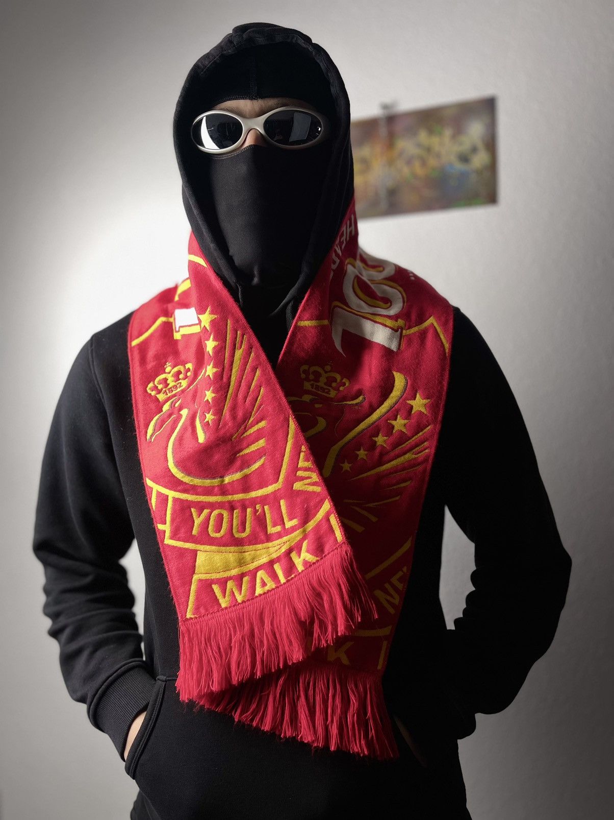 Vintage Liverpool F.C. Y2K Football Soccer Fan Scarf Size ONE SIZE - 1 Thumbnail