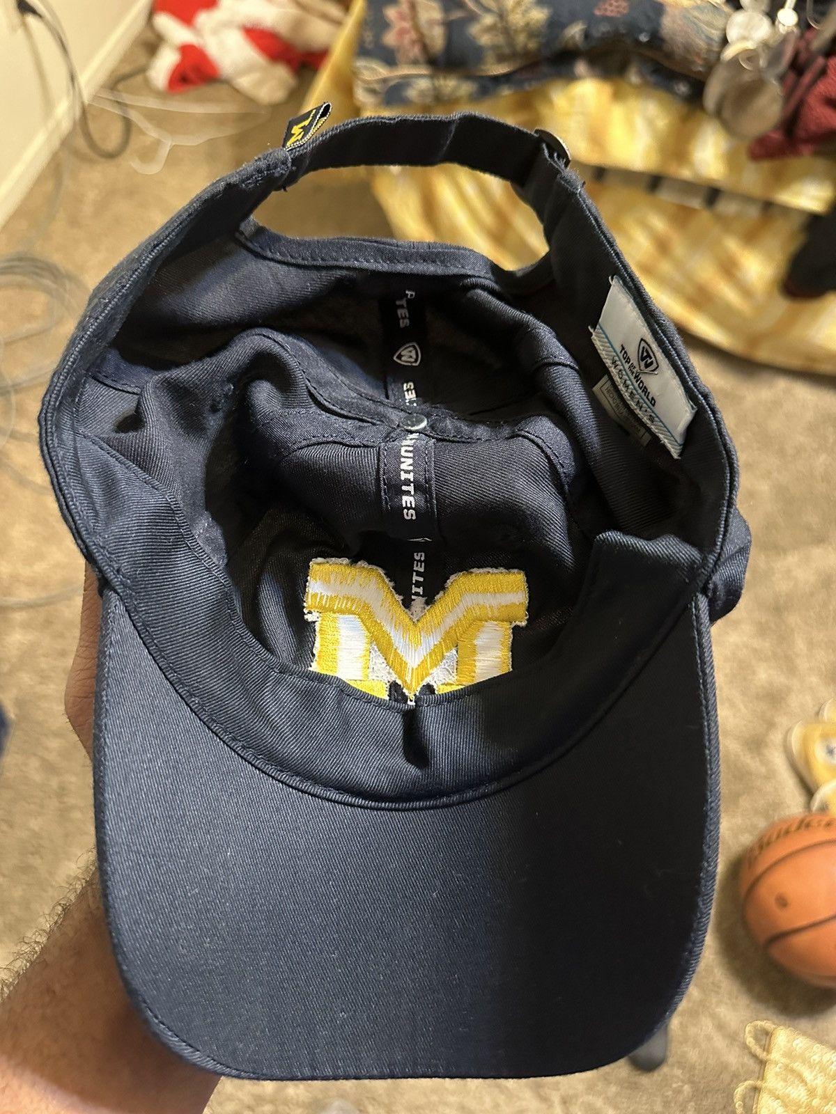 NCAA × Vintage Vintage Woman’s NCAA Michigan Wolverine hat 00s Size ONE SIZE - 8 Thumbnail