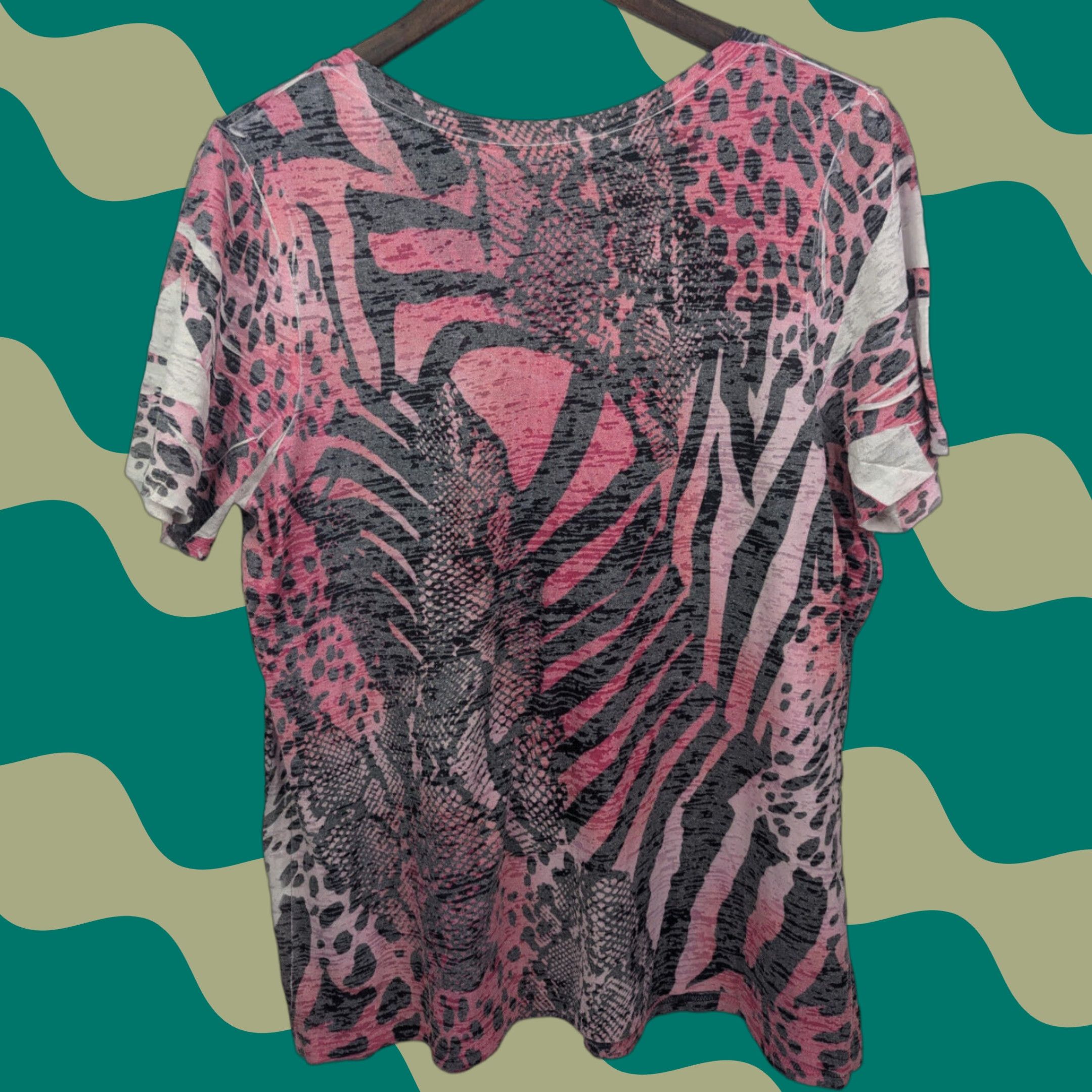 Vintage Lane Bryant Blouse Shirt Womens Size 18/20 Multi Animal Print V-Neck Short Sleeve Size XXL / US 16-18 / IT 52-54 - 1 Thumbnail