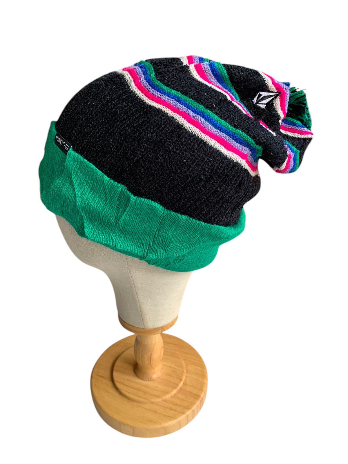 Vintage Volcom Streetwear Winter Sessions Beanie Hats