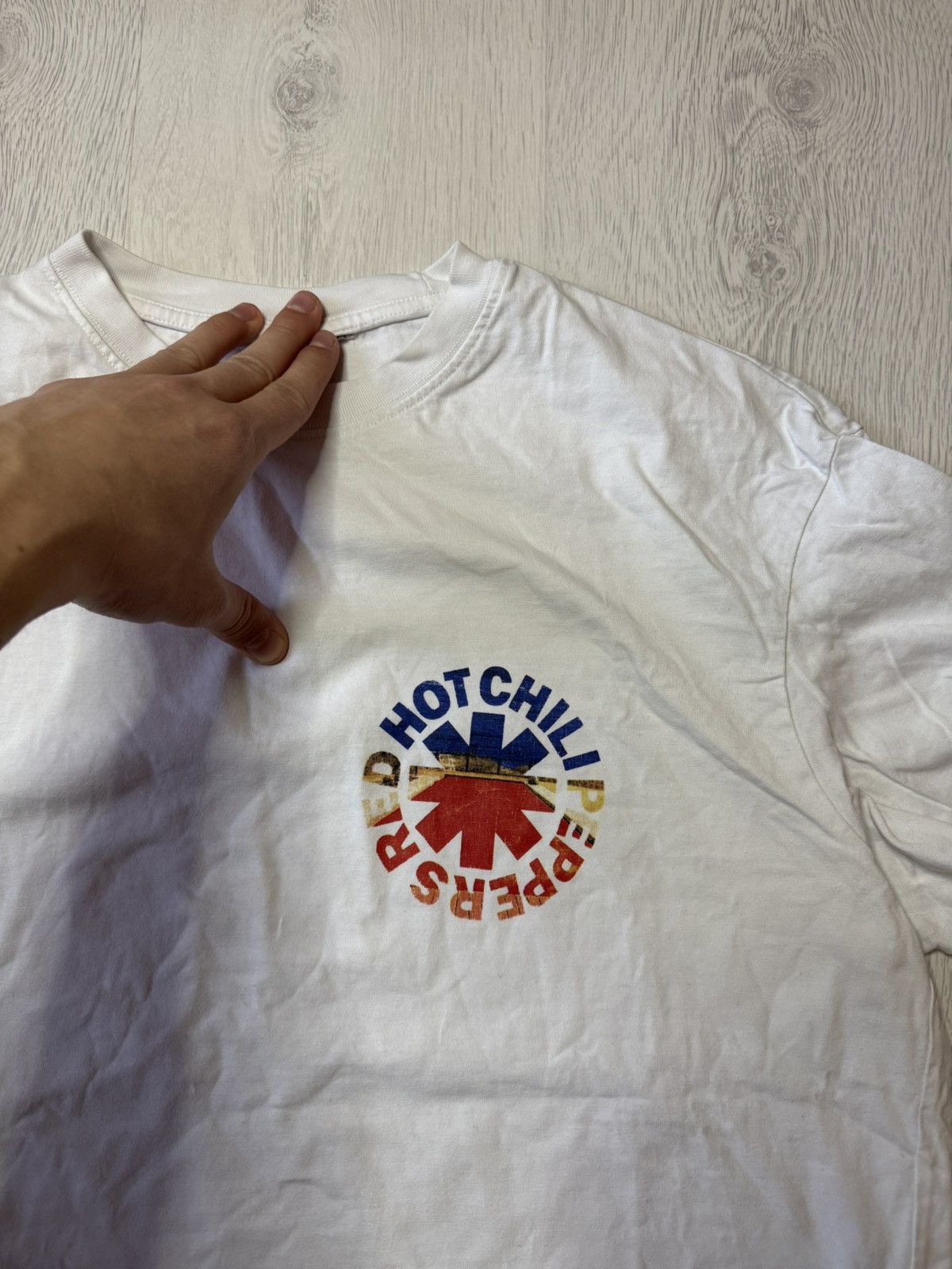 Vintage Vintage X Band Tees Rock Band Red Hot Chili Peppers Vintage Size US M / EU 48-50 / 2 - 2 Thumbnail