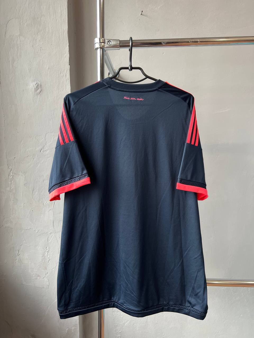 Adidas 2015/16 BAYERN MUNICH AWAY SOCCER JERSEY FOOTBALL SHIRT XL Size US XL / EU 56 / 4 - 10 Thumbnail