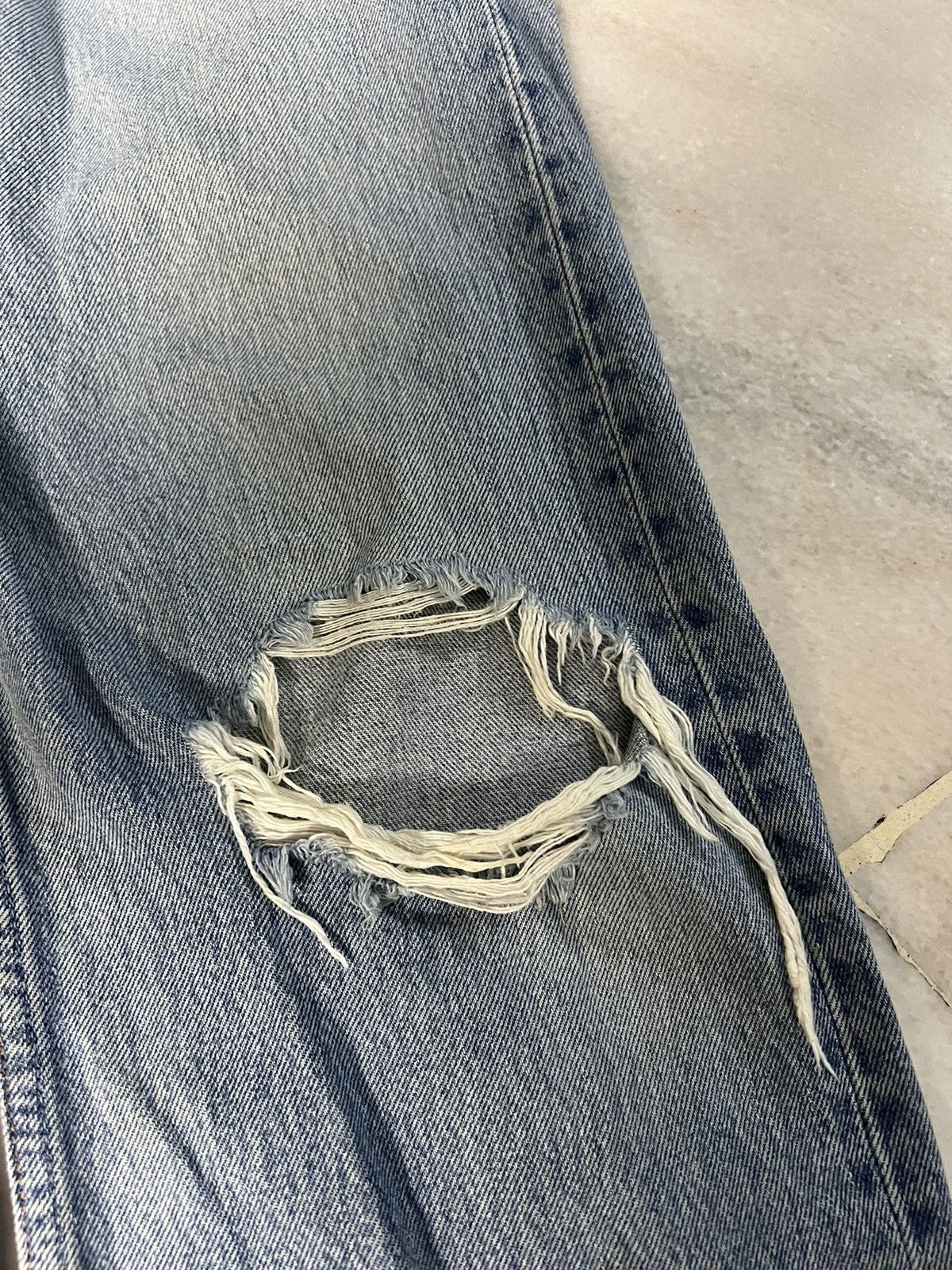 Levi's 💥LIMITED EDITION💥VINTAGE 90’S LEVIS 501XX DISTRESSED JEANS Size US 34 / EU 50 - 8 Thumbnail