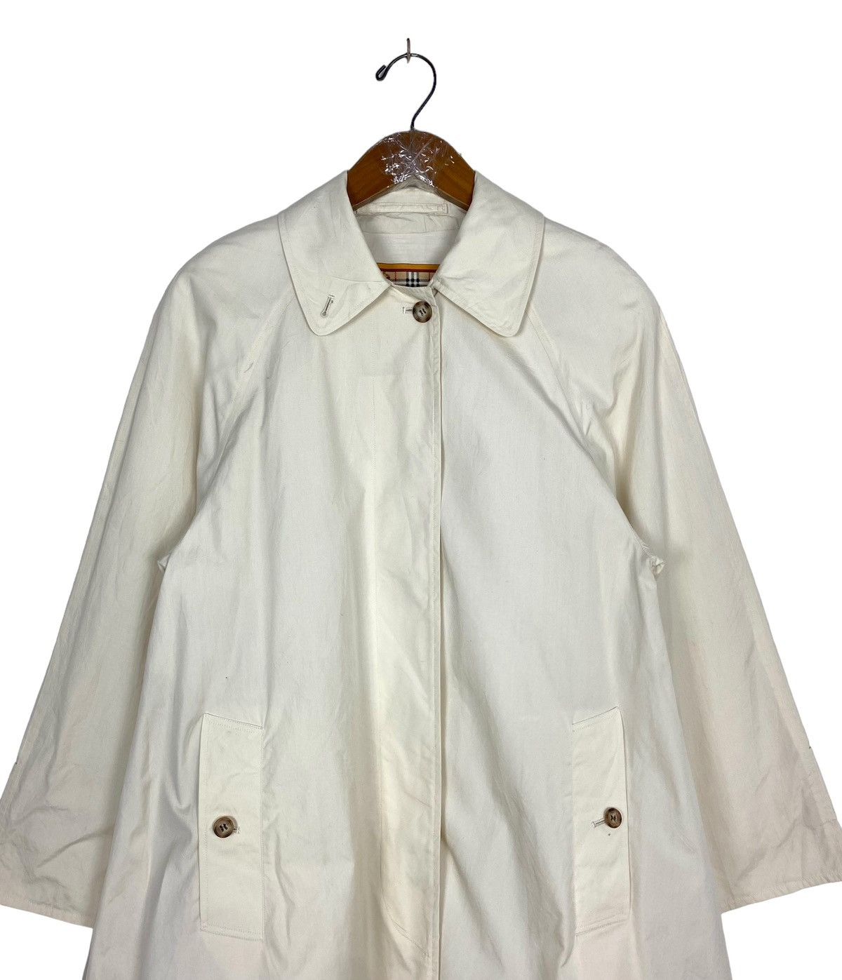 Burberry Rare‼️ Vtg Burberry’s Trench Coat Novacheck Inside England Size M / US 6-8 / IT 42-44 - 5 Thumbnail