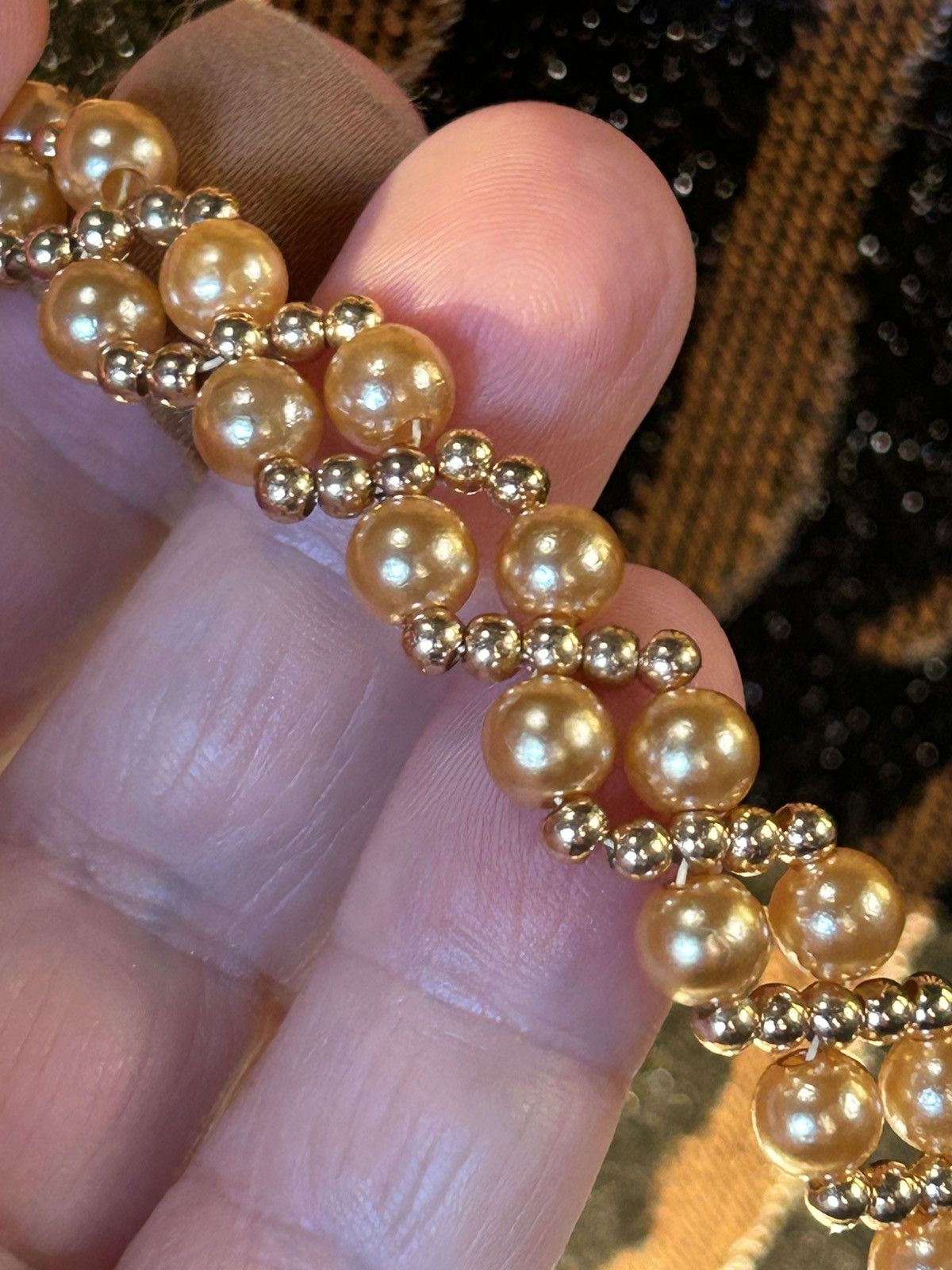 Handmade Handcrafted champagne pearl lattice bracelet Size ONE SIZE - 6 Thumbnail