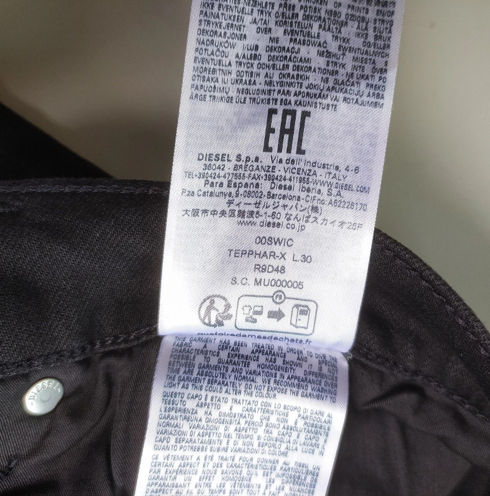 Diesel Diesel TEPPHAR-X L.30 MENS JEANS T/9779 Size US 34 / EU 50 - 9 Thumbnail