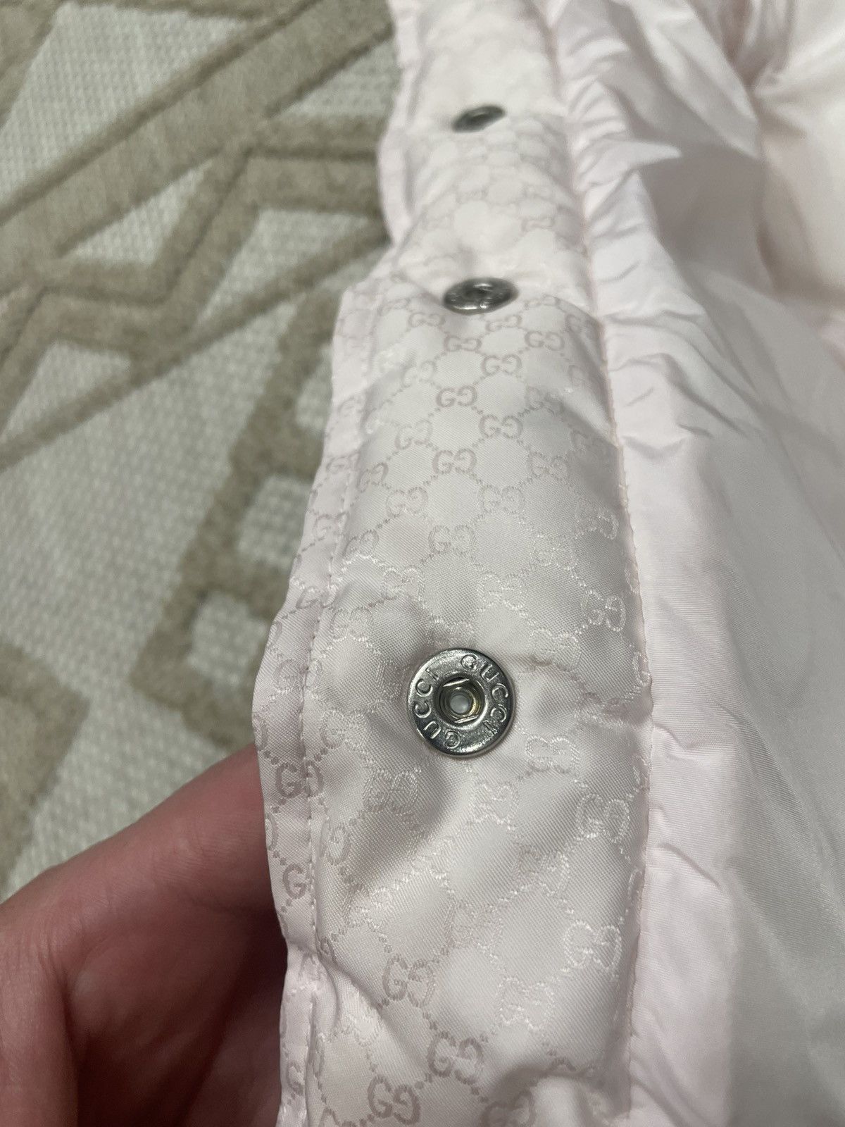 Gucci GUCCI Baby Monogram Puffer Jacket in Pink - Size 3-6mths Size XXS / US 00 / IT 34 - 11 Thumbnail
