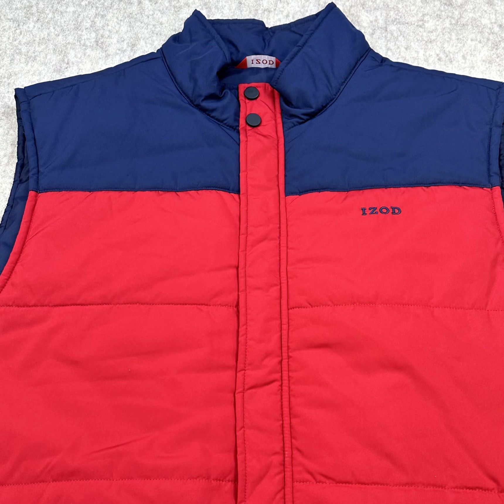 Izod IZOD Vest Mens XL Red Zip Puffer Quilted Insulated Sleeveless Two Tone Vest Adult XL Red Quilted Lightweight Padded Pockets Collared Zip Mens Size US XL / EU 56 / 4 - 2 Thumbnail
