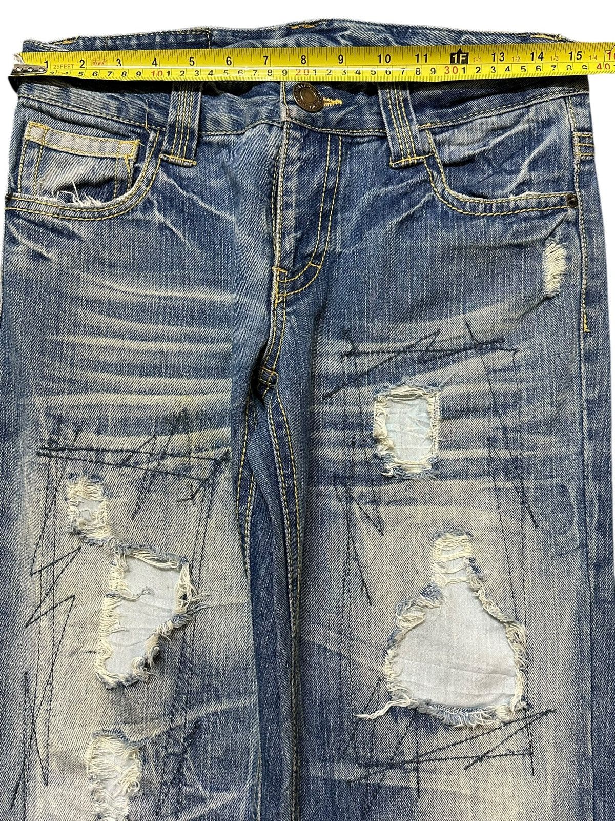 Japanese Brand Vintage Japanese Brand Faded Wash Distressed Style Jeans Size US 30 / EU 46 - 11 Thumbnail