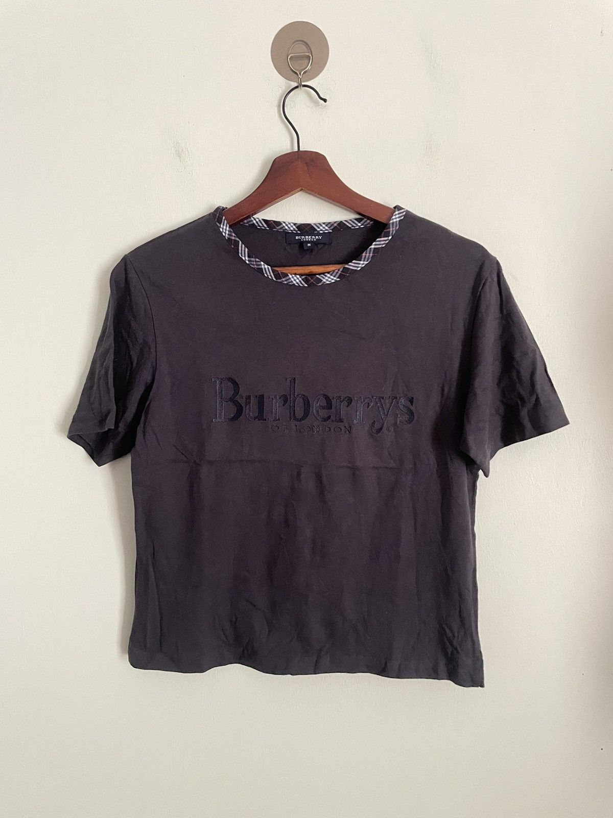 Burberry Burberry Tshirt Size M / US 6-8 / IT 42-44 - 1 Thumbnail