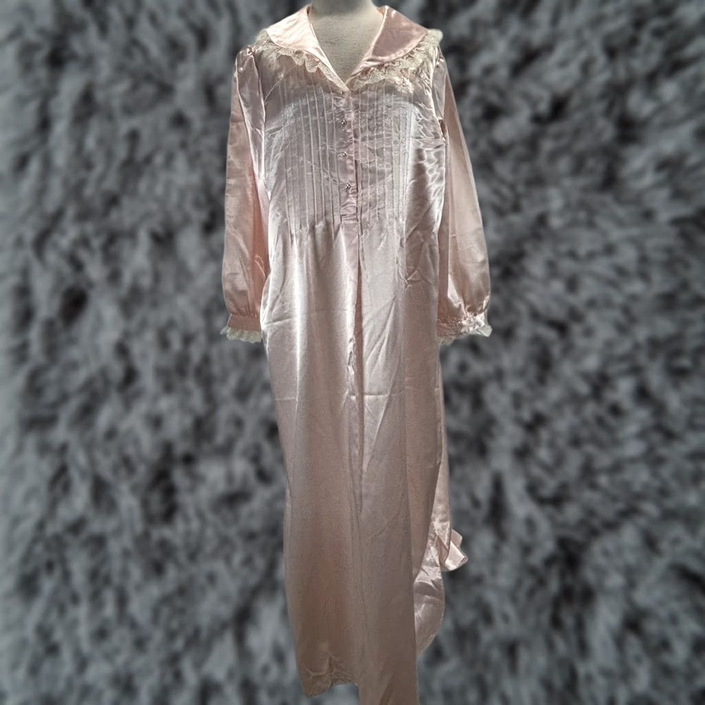 Vintage VINTAGE St Michael Satin Nightgown Women’s Large Pink Lace Trim Victorian Women Medium/Large? Hmm. Size ONE SIZE - 1 Thumbnail