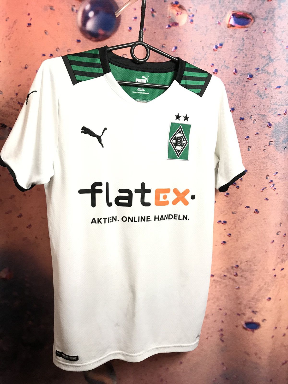 Puma Borussia Monchengladbach soccer jersey Size US S / EU 44-46 / 1 - 1 Thumbnail